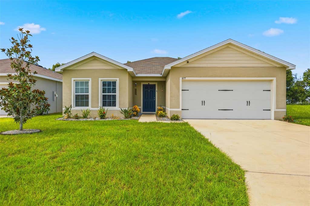 Photo of 877 Eagle Rock Terrace, Winter Haven, FL 33880 (MLS # TB8536588)