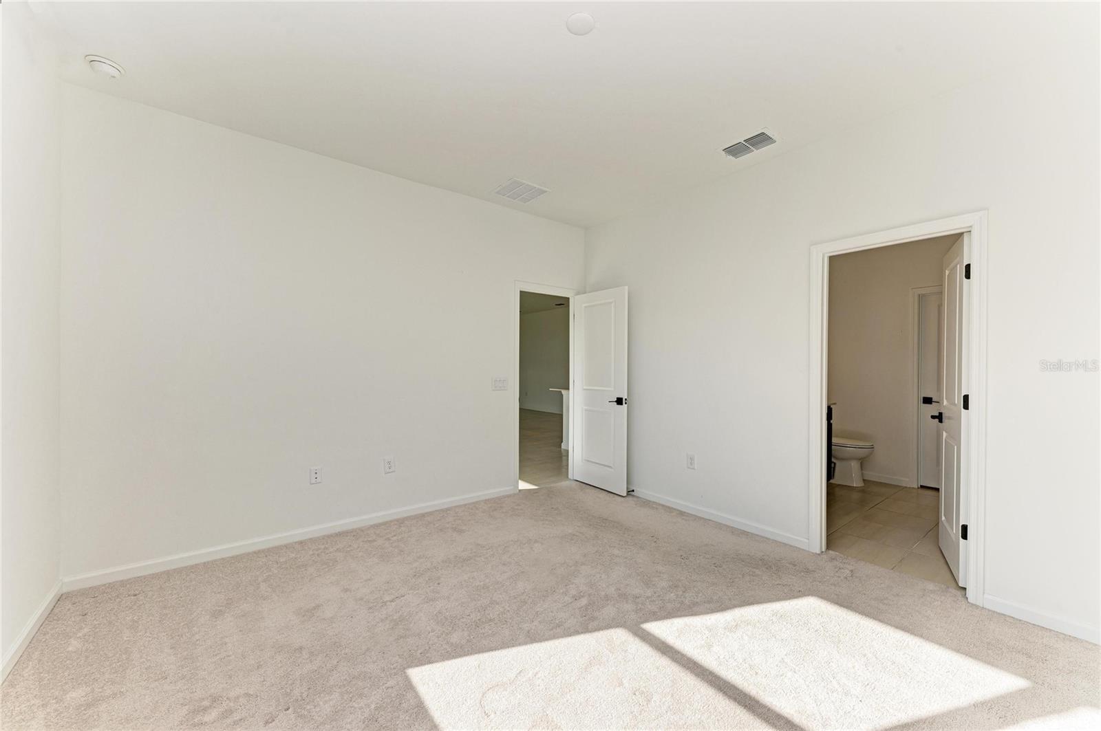 SAPPHIRE POINT PH IVA & IVB - Residential