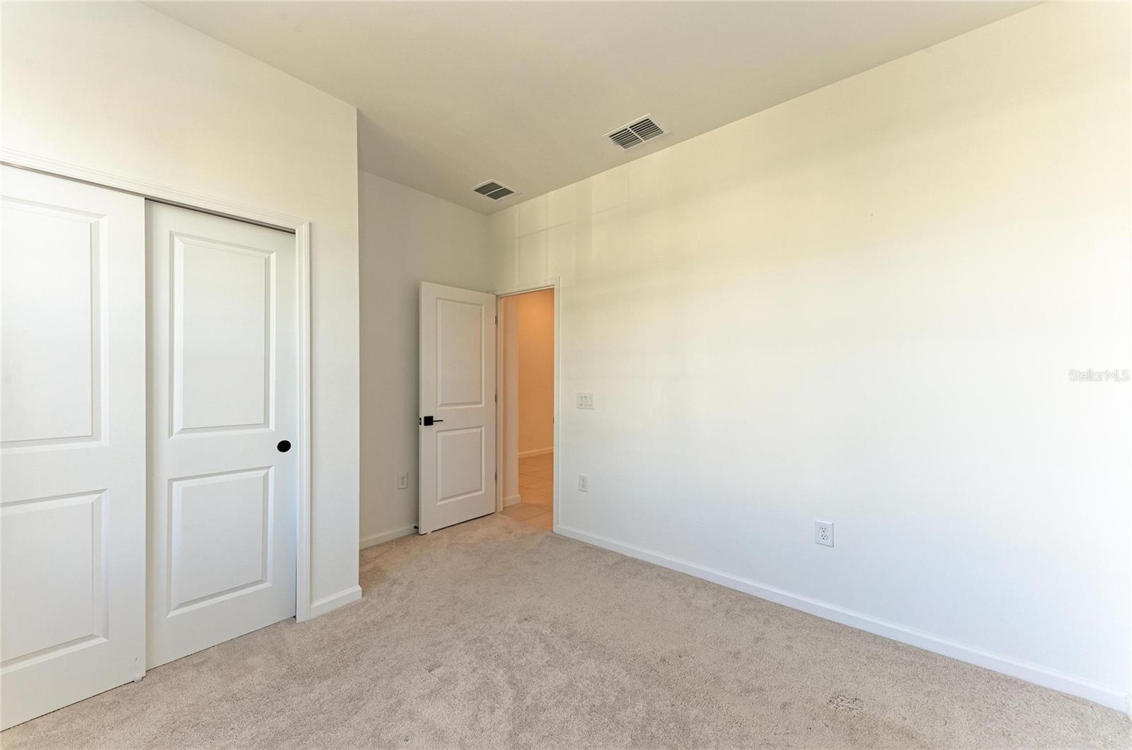 SAPPHIRE POINT PH IVA & IVB - Residential