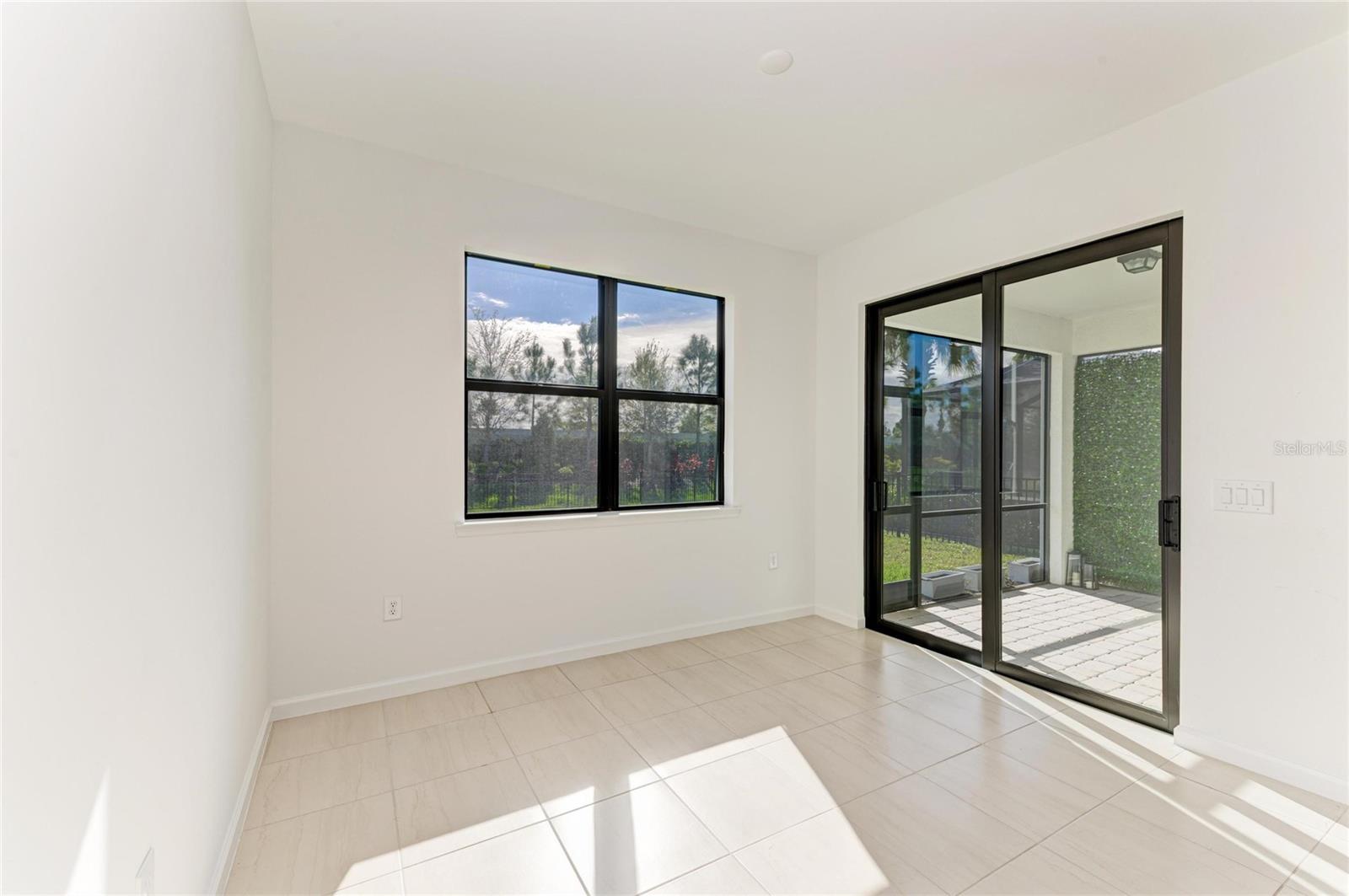 SAPPHIRE POINT PH IVA & IVB - Residential