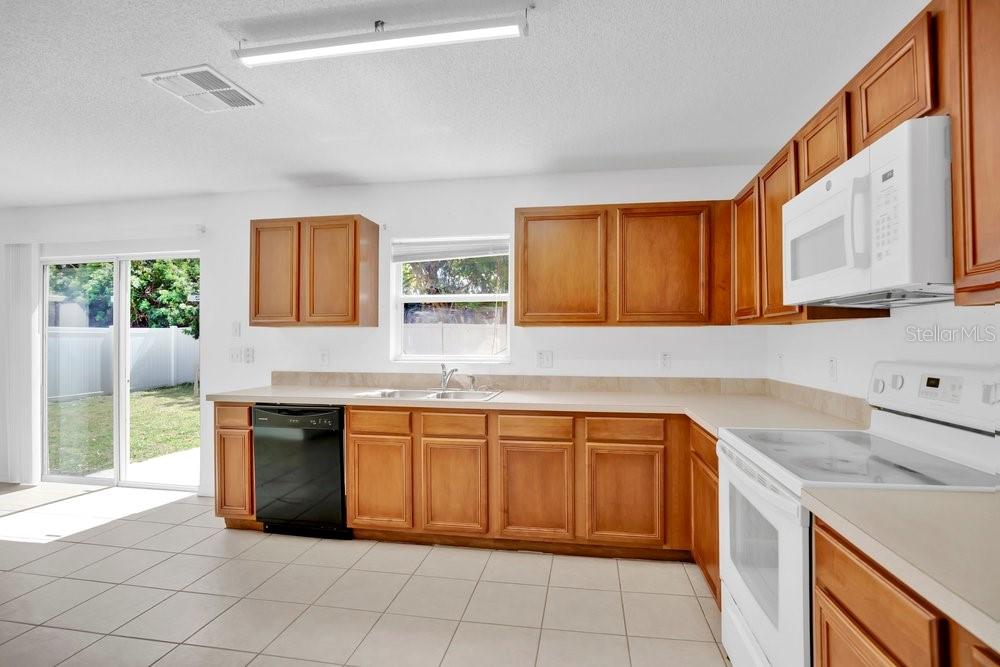 PRESERVE AT LAKE MONROE - Residential