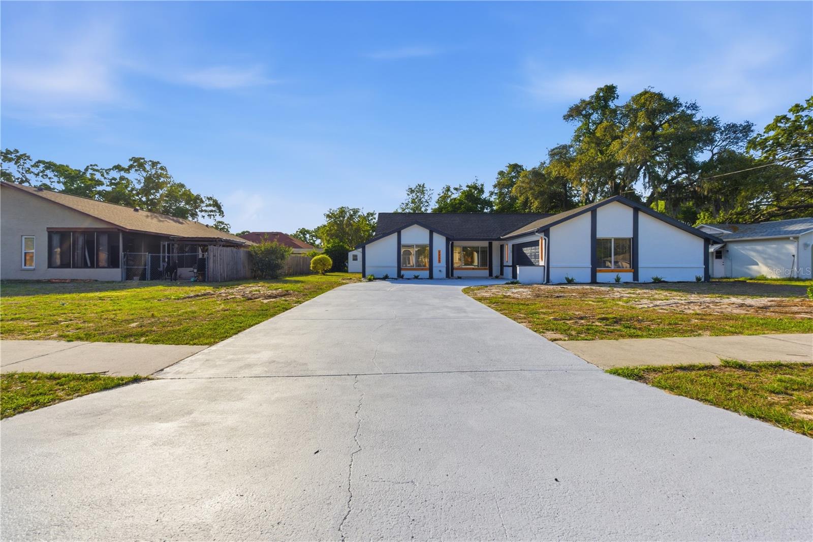 SPRING HILL - Residential