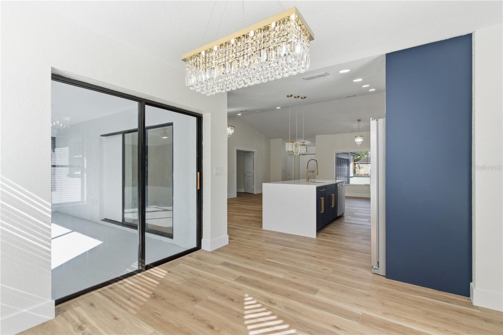 SPRING HILL - Residential