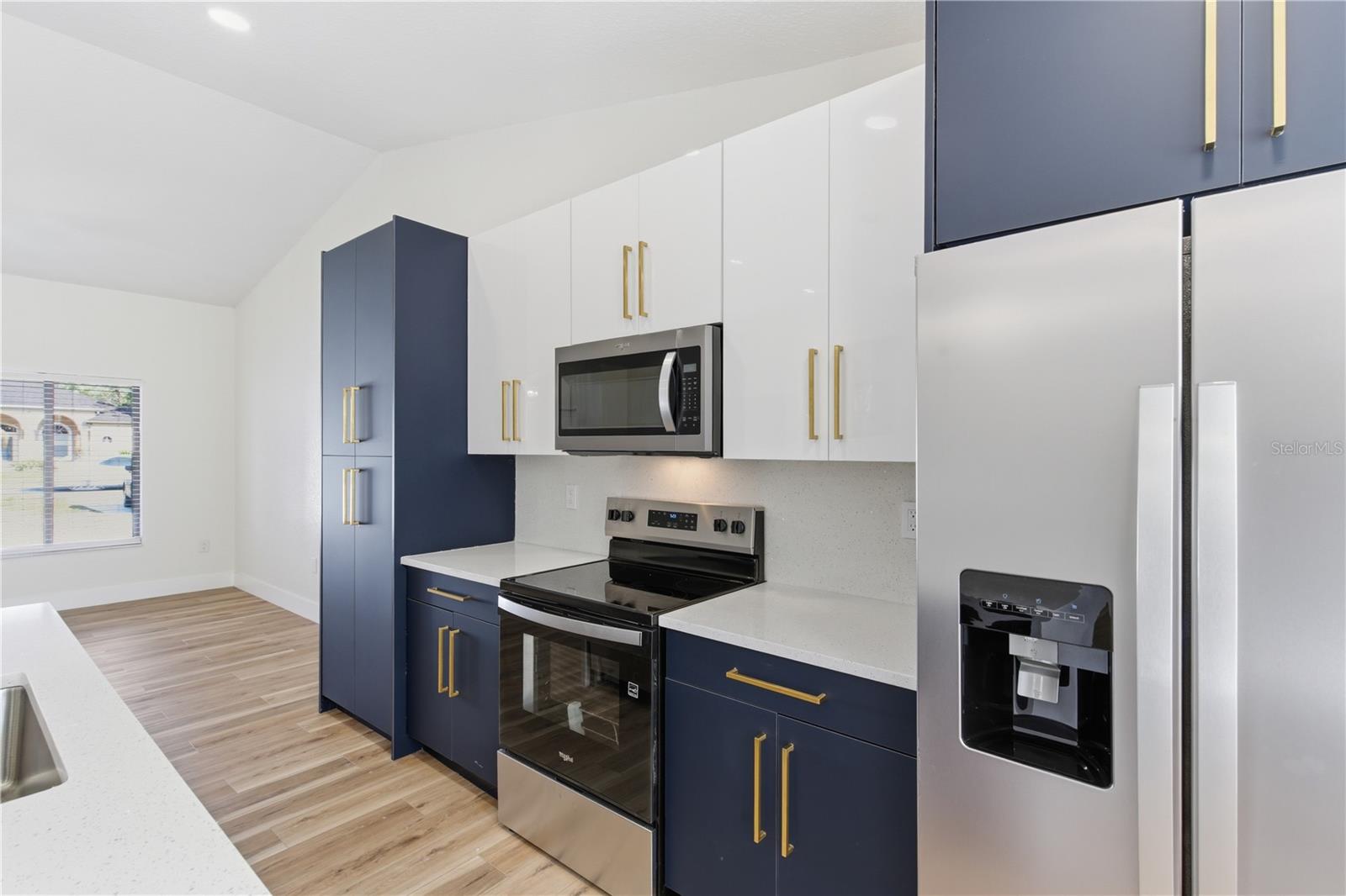 SPRING HILL - Residential