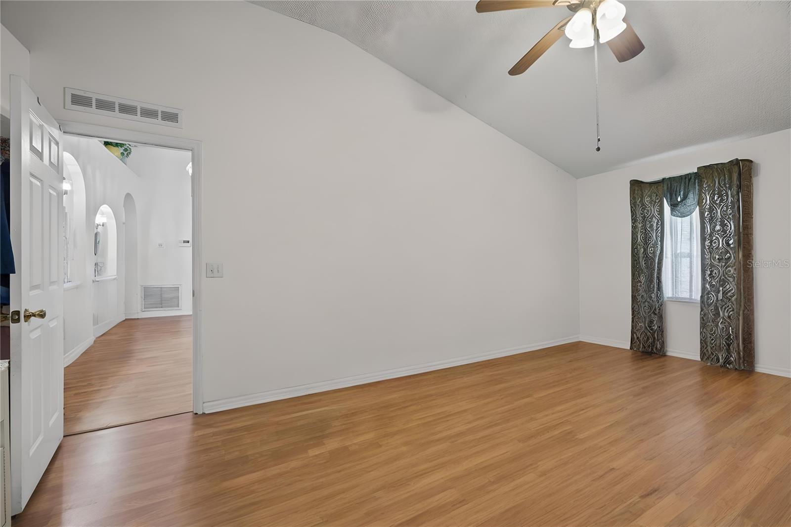 SPRING HILL - Residential