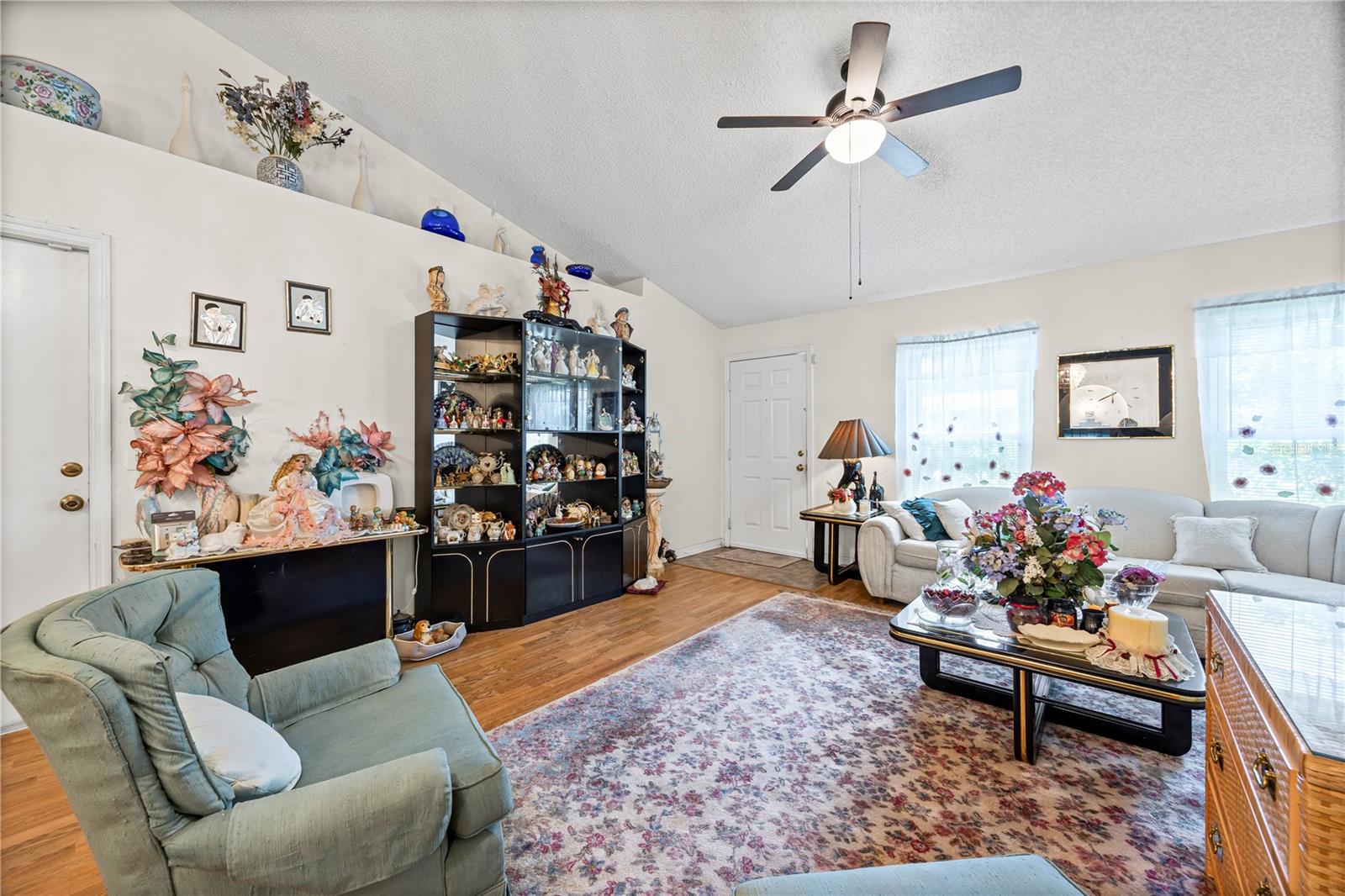 SPRING HILL - Residential