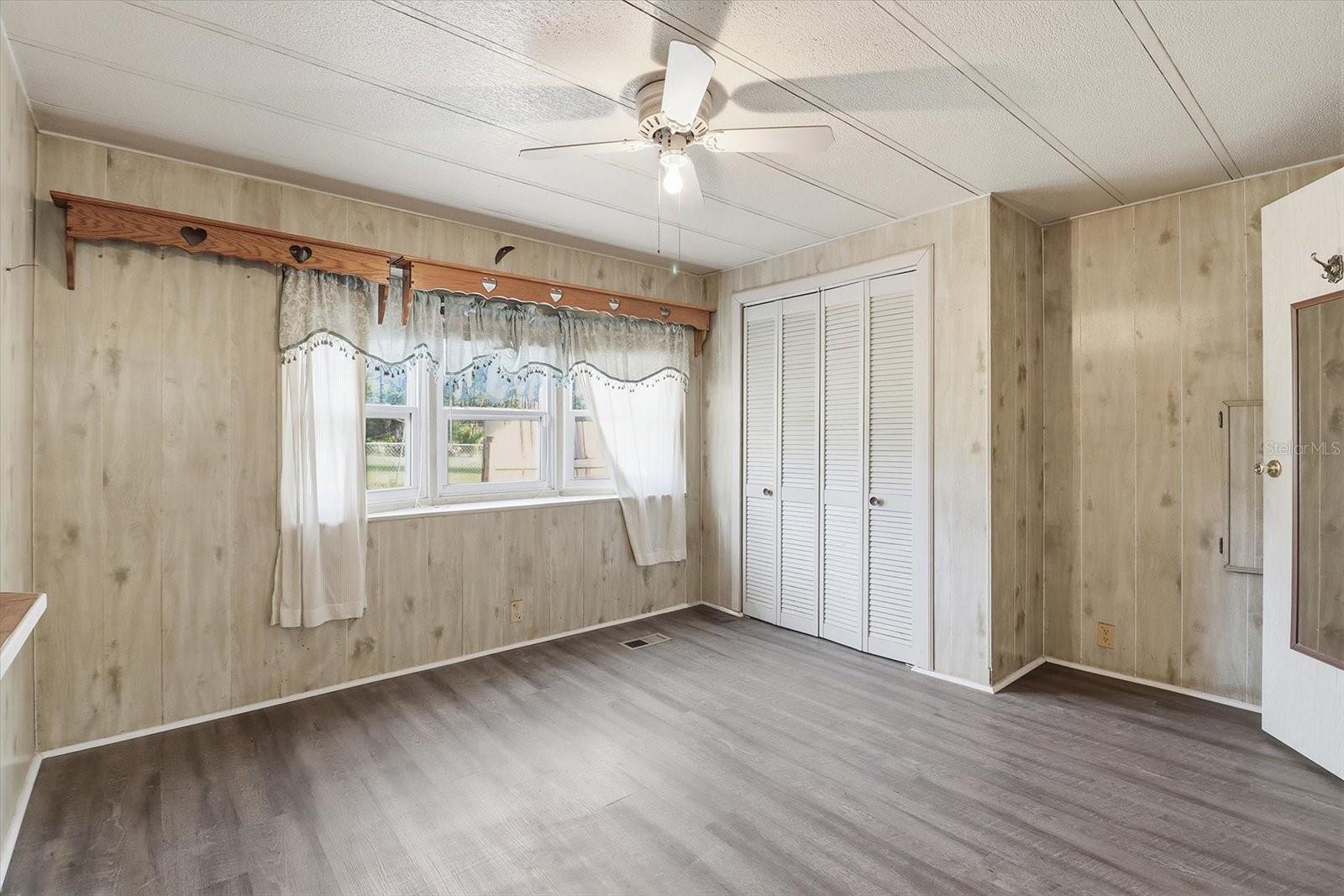 AERO ESTATES/CRYSTAL CREST - Residential