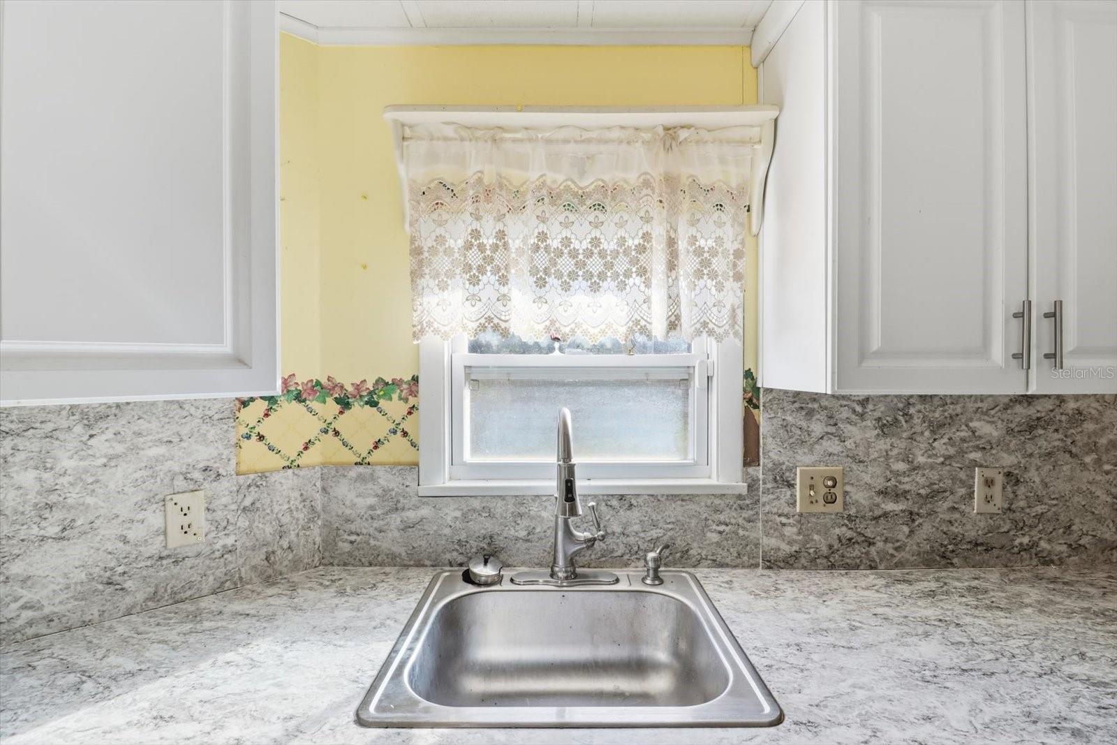 AERO ESTATES/CRYSTAL CREST - Residential