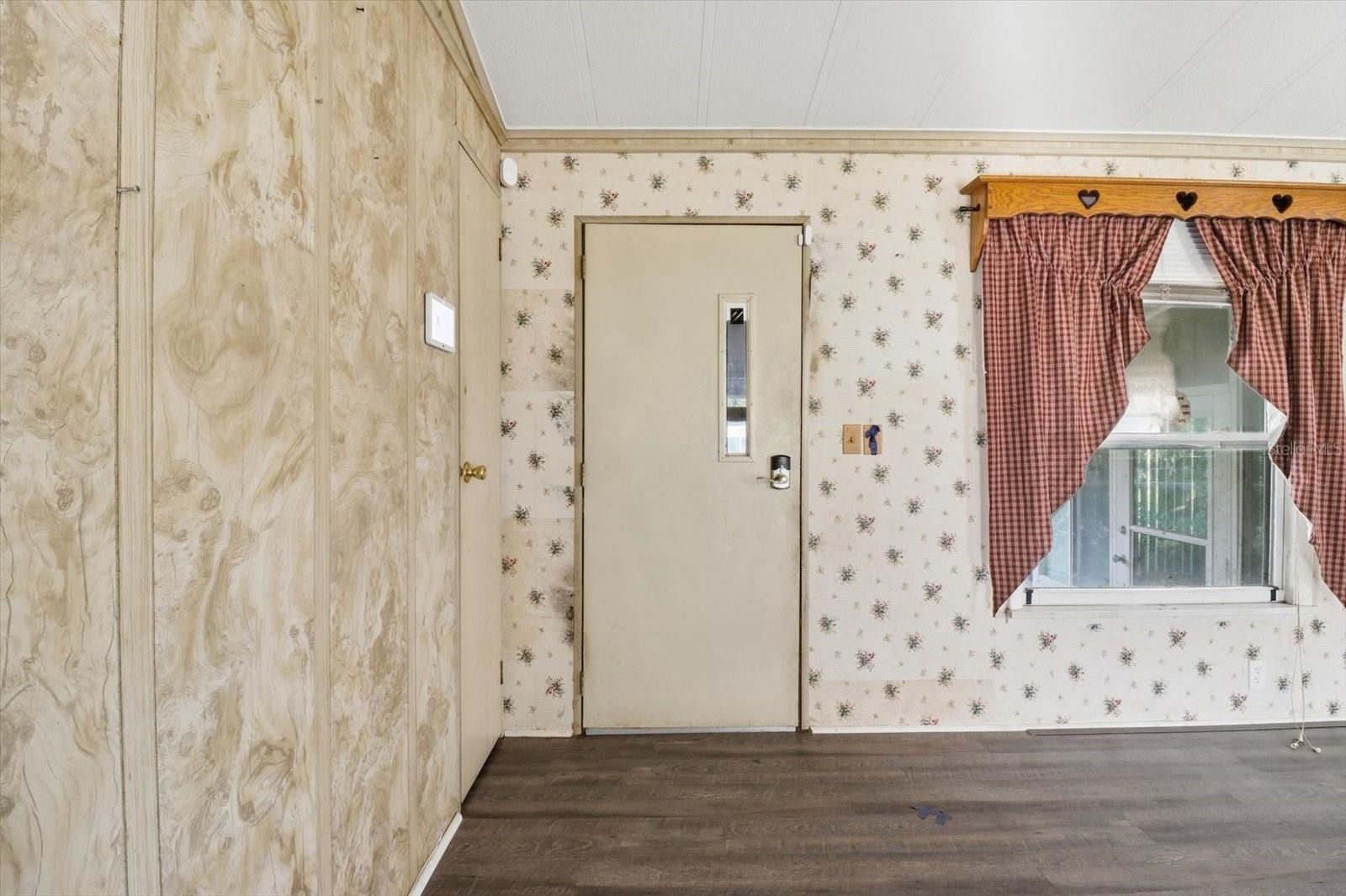 AERO ESTATES/CRYSTAL CREST - Residential