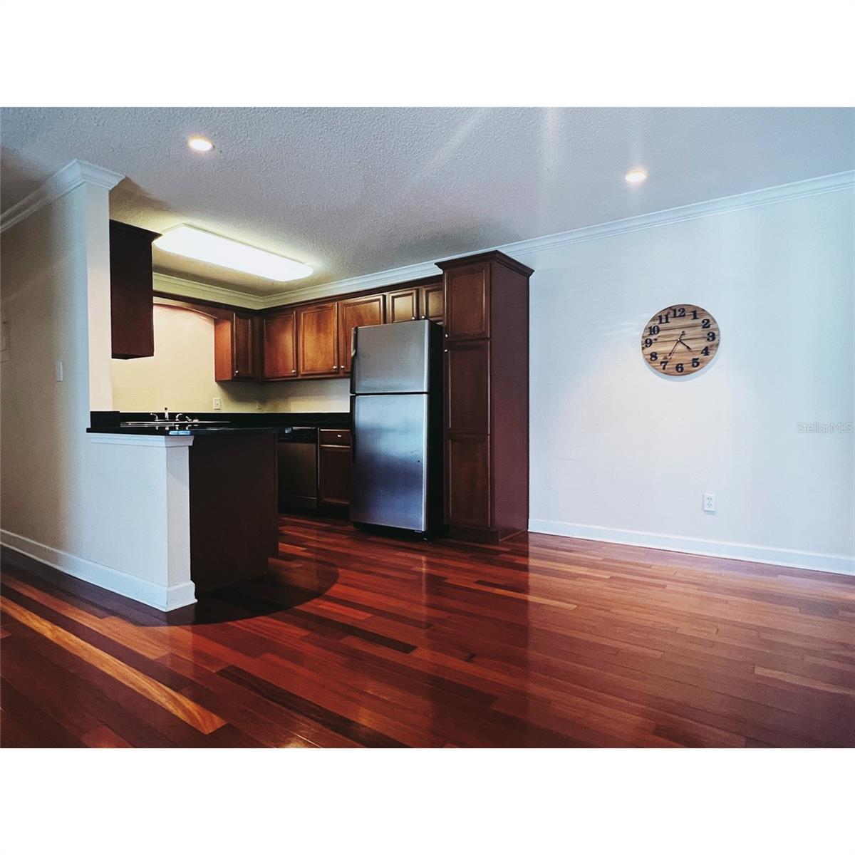 SIENNA PLACE CONDO - Residential