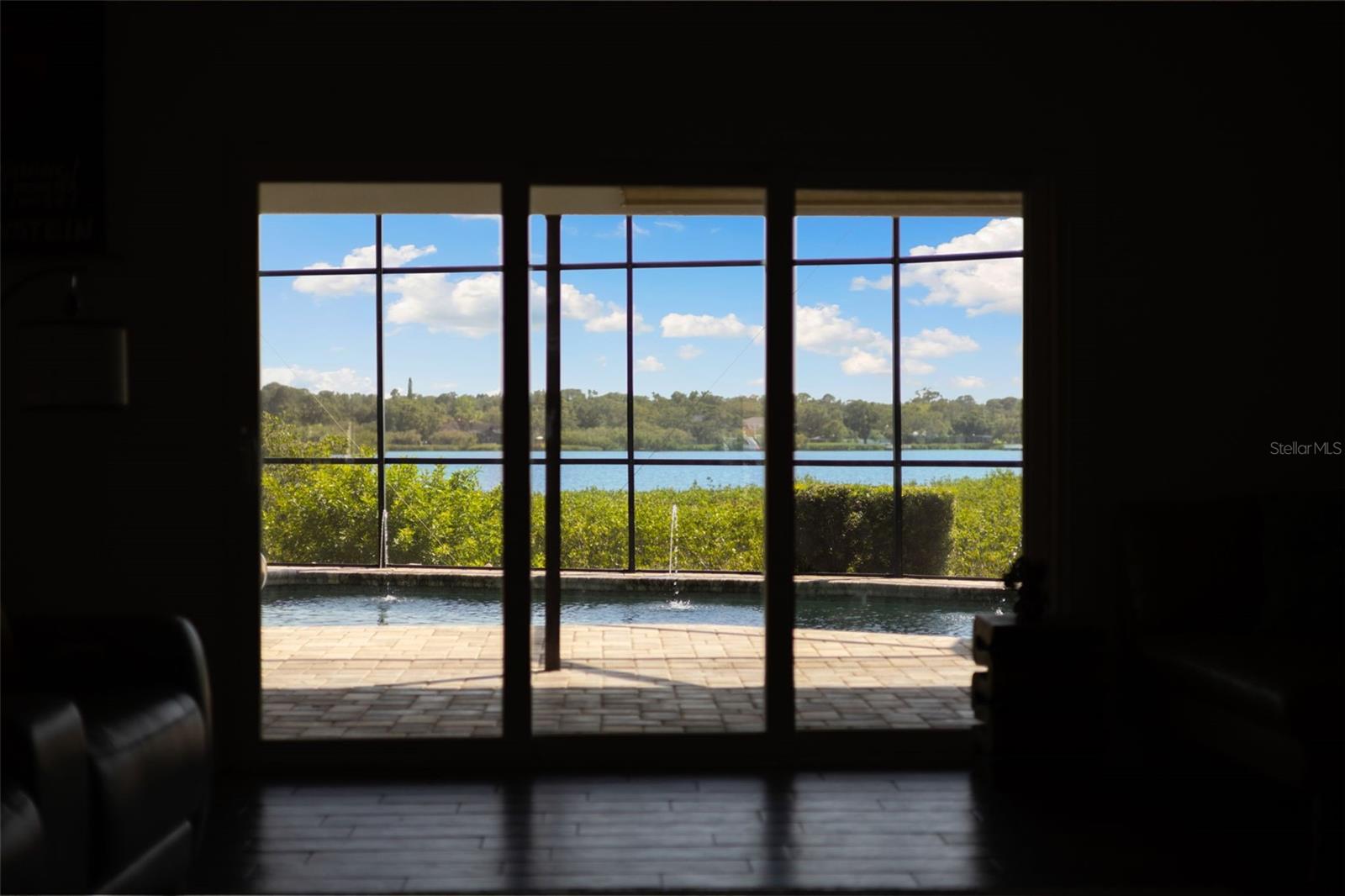 BAYS END - Residential