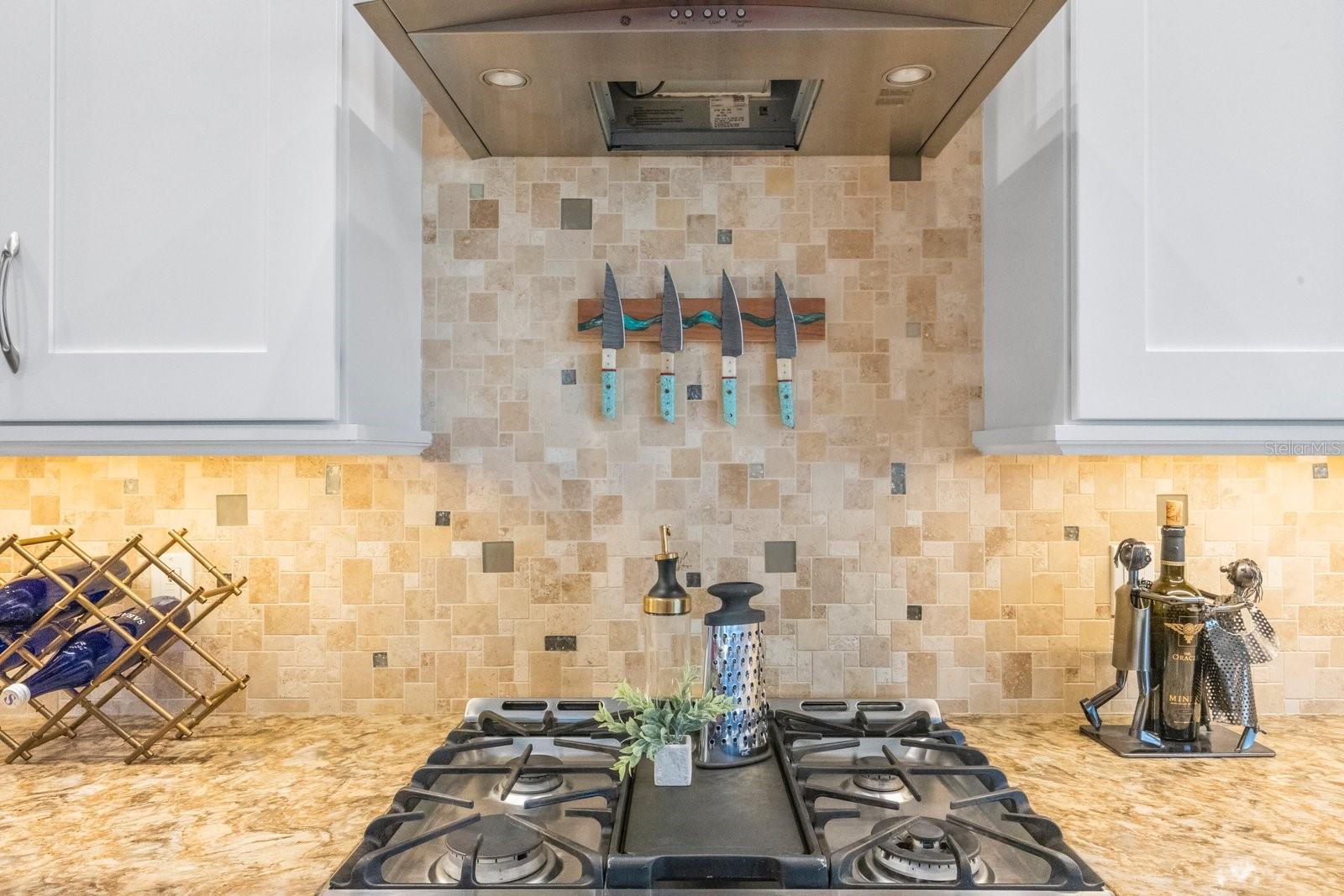 BAYS END - Residential