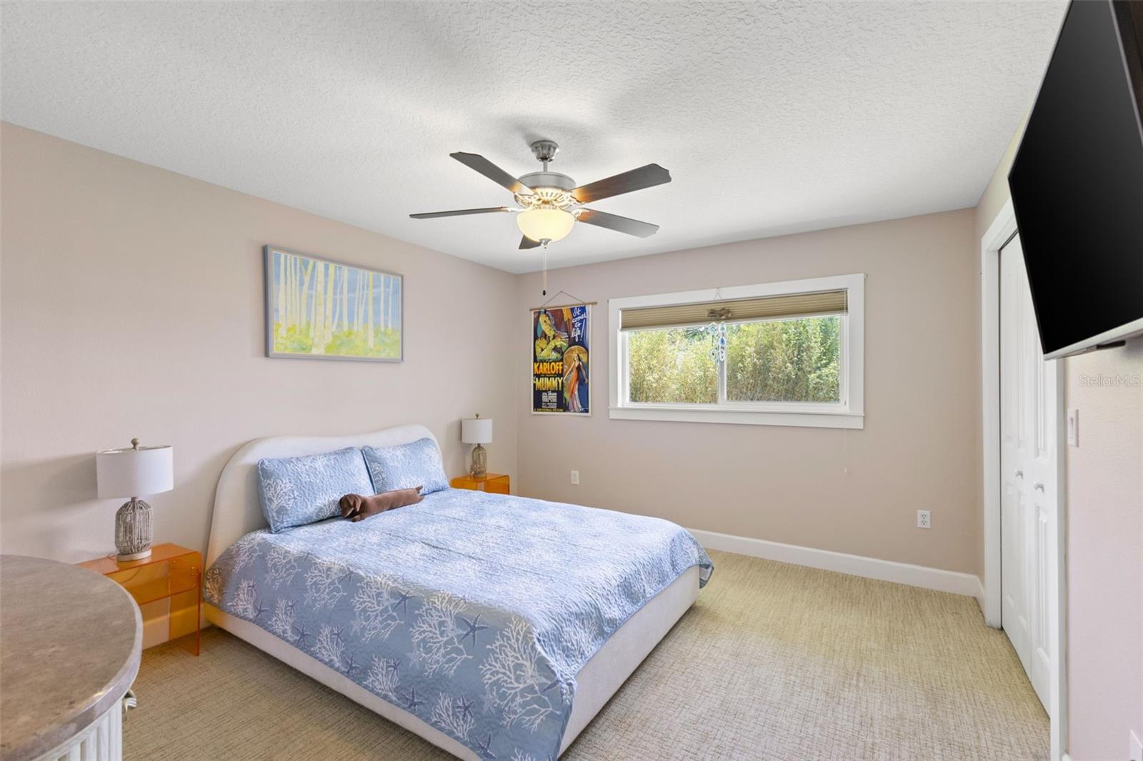 BAYS END - Residential