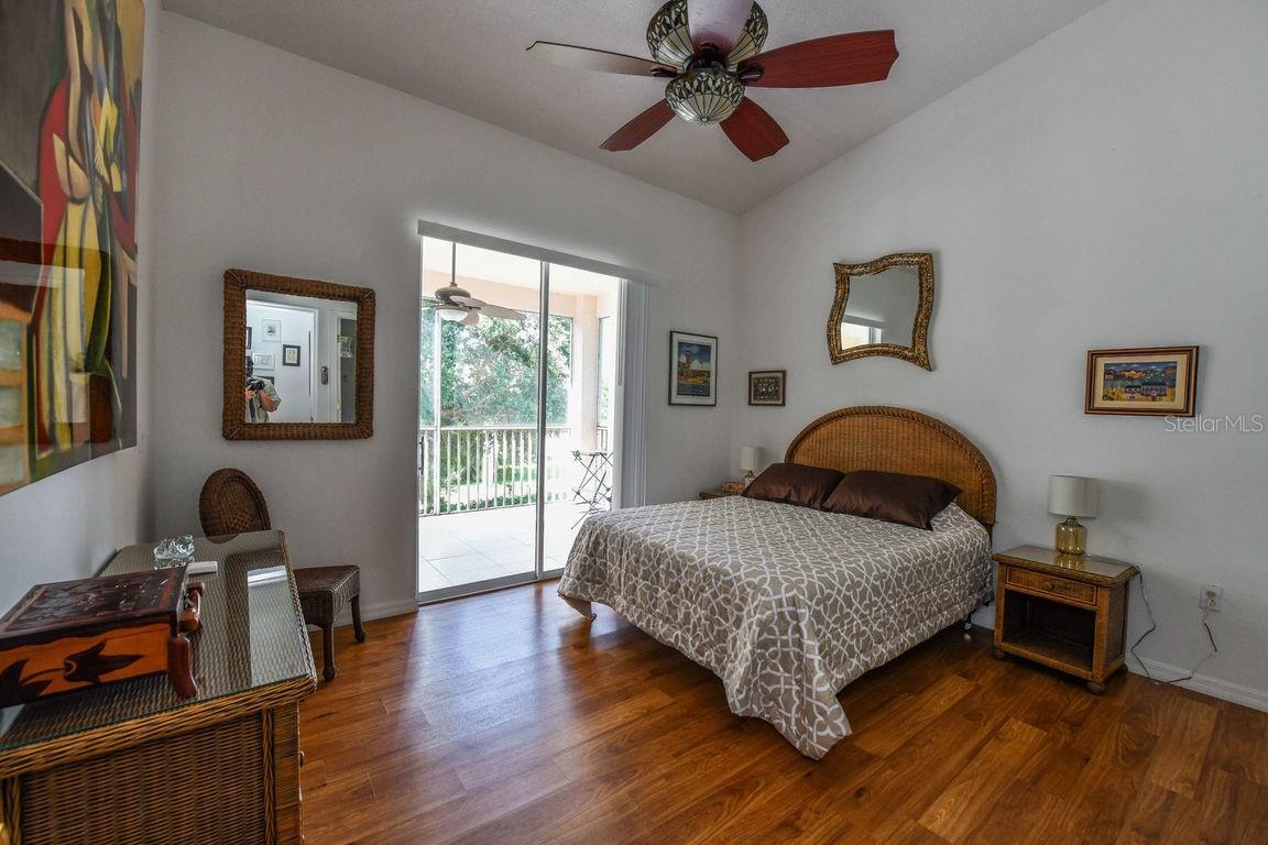 4228 CENTRAL SARASOTA PARKWAY 1024