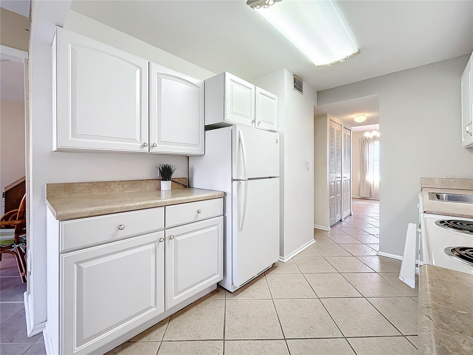 4920 LOCUST STREET NE 106