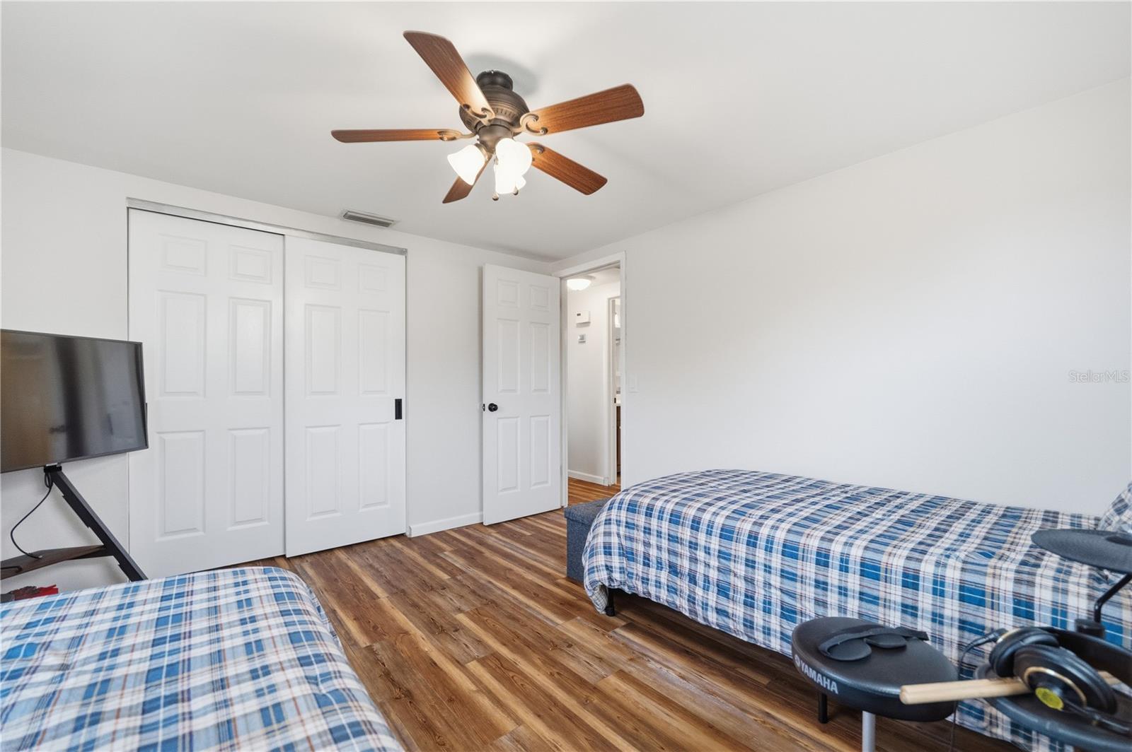 SUNSET ESTATES - Residential