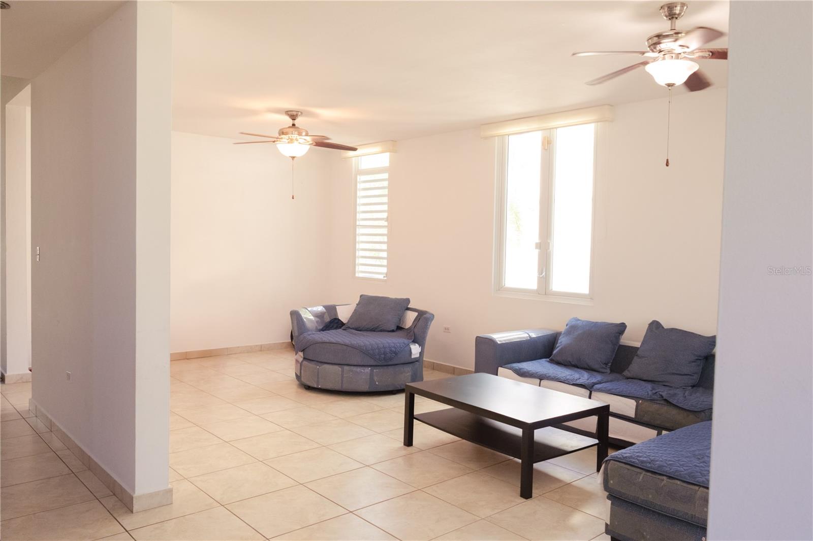 PASEO LOS CORALES II - Residential