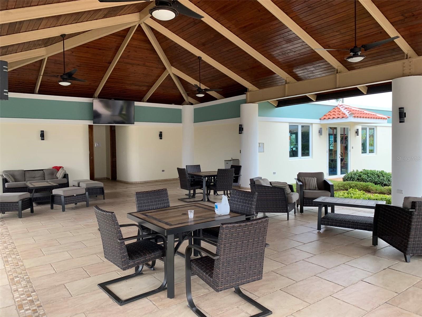PASEO LOS CORALES II - Residential