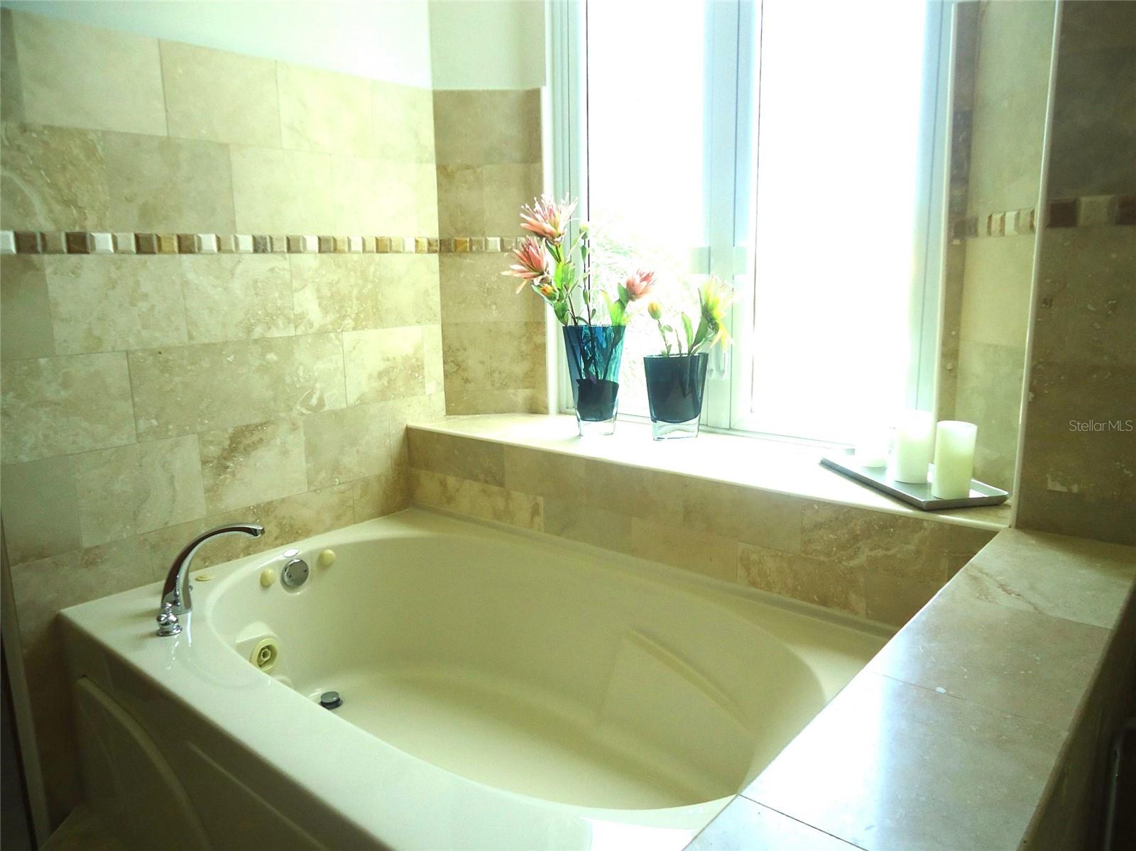 PASEO LOS CORALES II - Residential