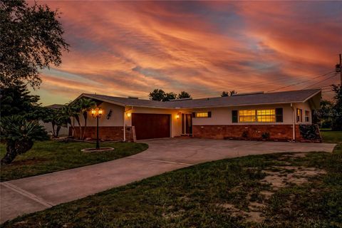 Photo of 13883 Jamaica Drive, Seminole, FL 33776 (MLS # TB8474974)