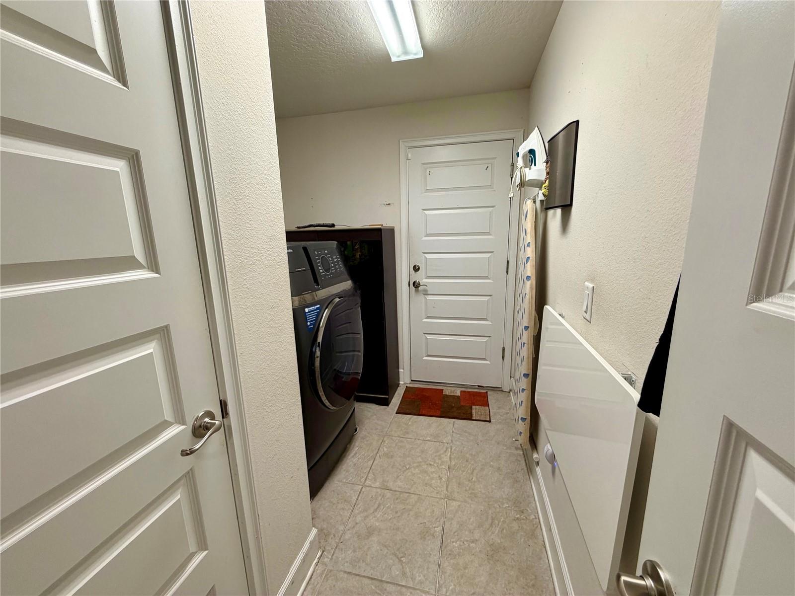 LEESBURG ASHTON WOODS - Residential