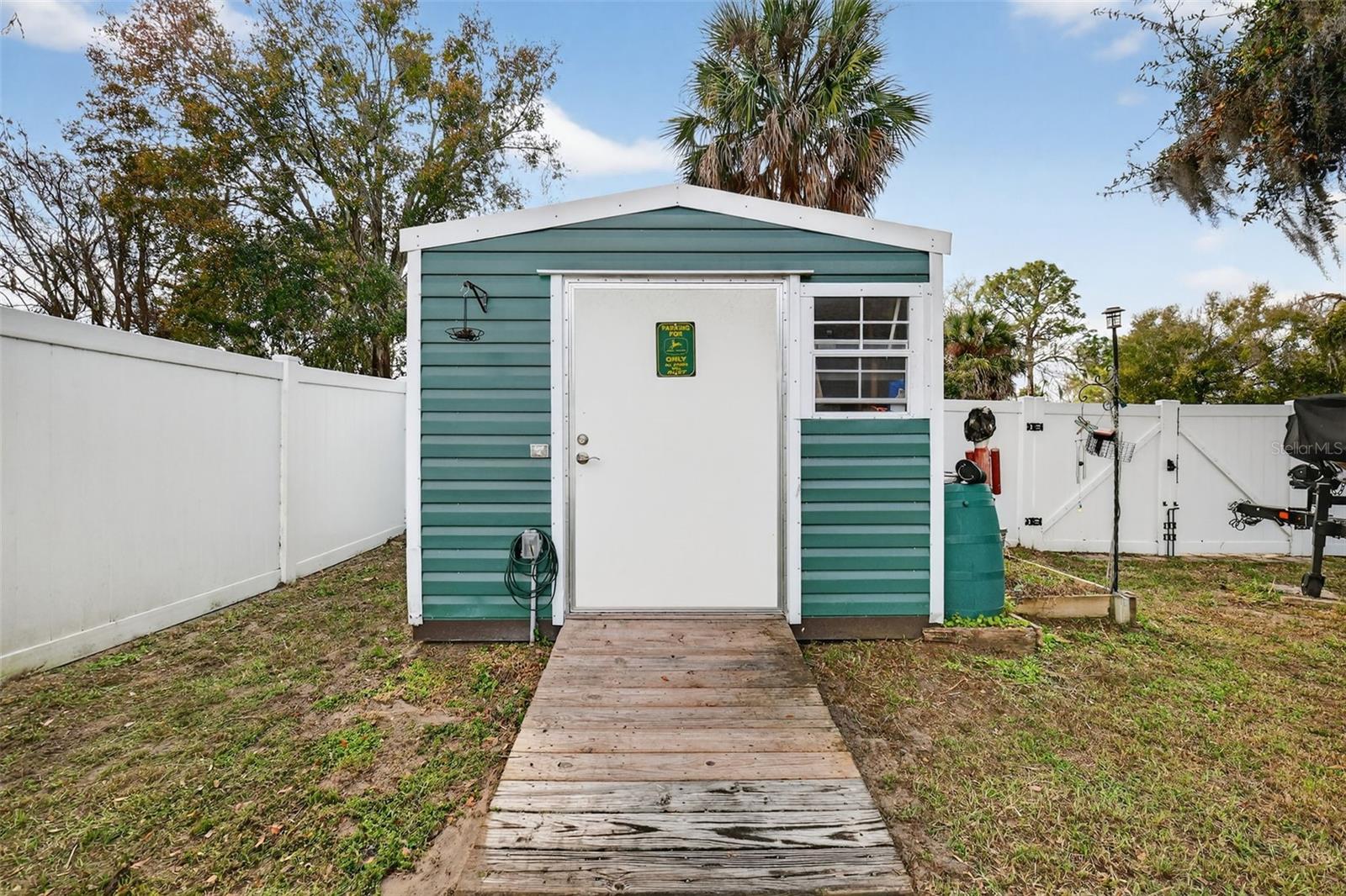 LEESBURG ASHTON WOODS - Residential