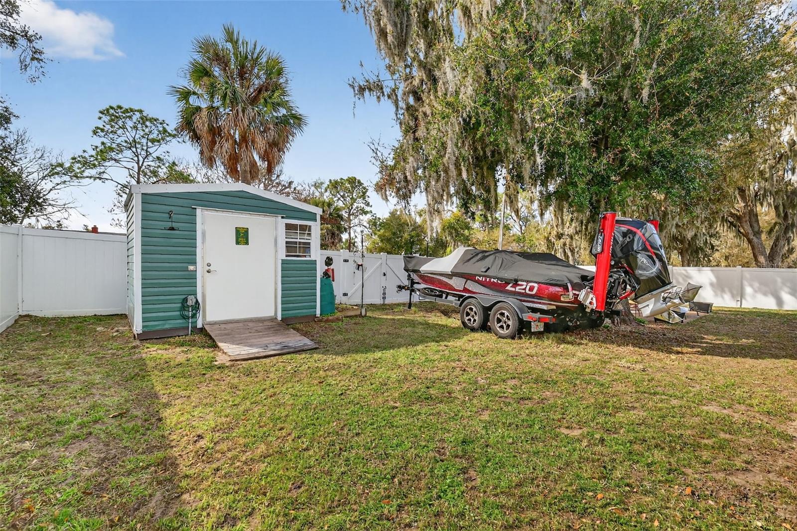 LEESBURG ASHTON WOODS - Residential