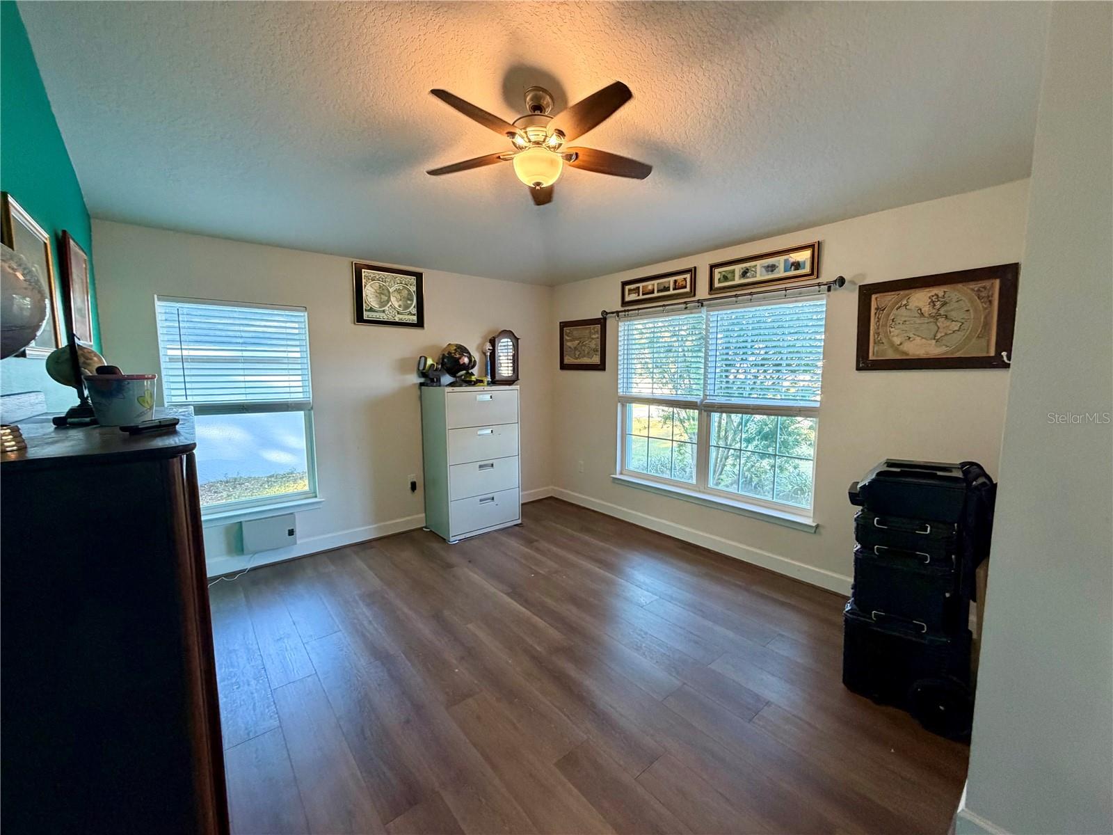 LEESBURG ASHTON WOODS - Residential