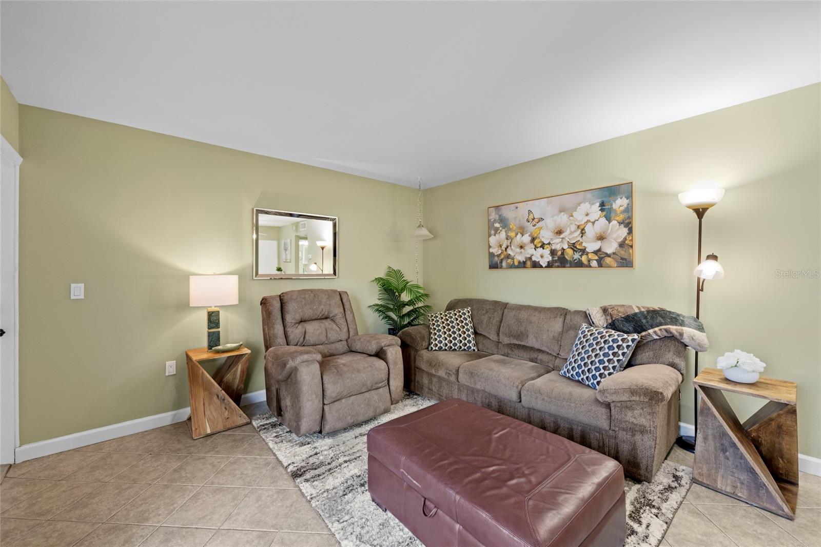 GARDEN APTS - Residential