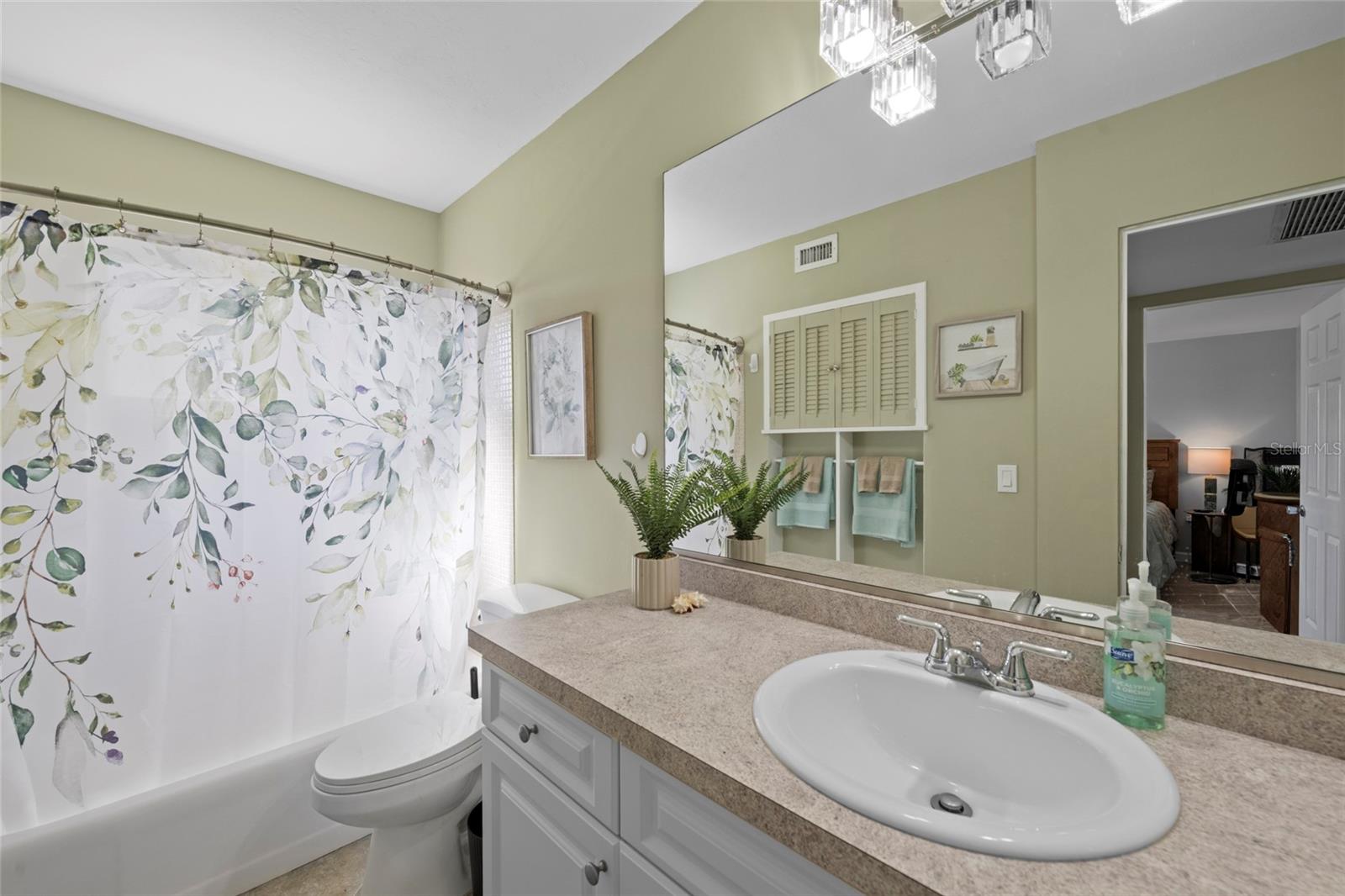 GARDEN APTS - Residential