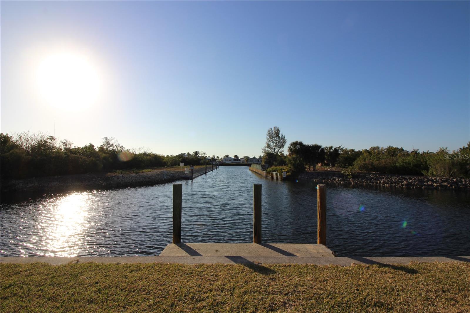 PUNTA GORDA ISLES SEC 15 - Land