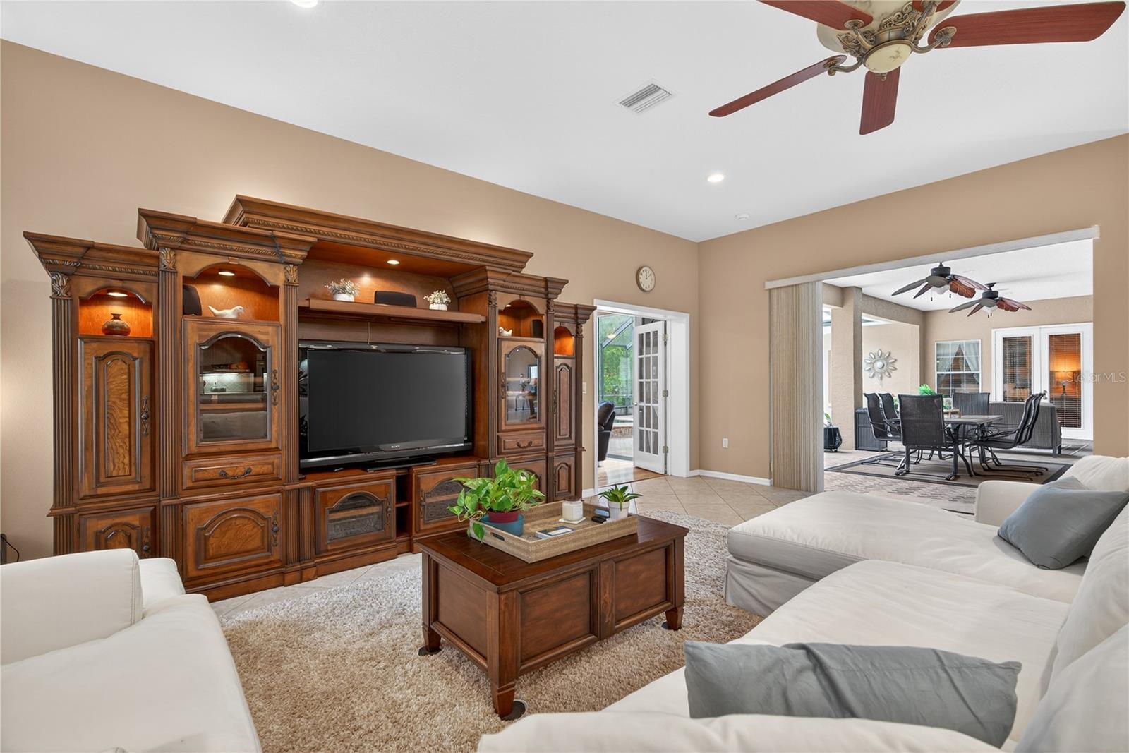 FAIRVIEW ESTATES - Residential