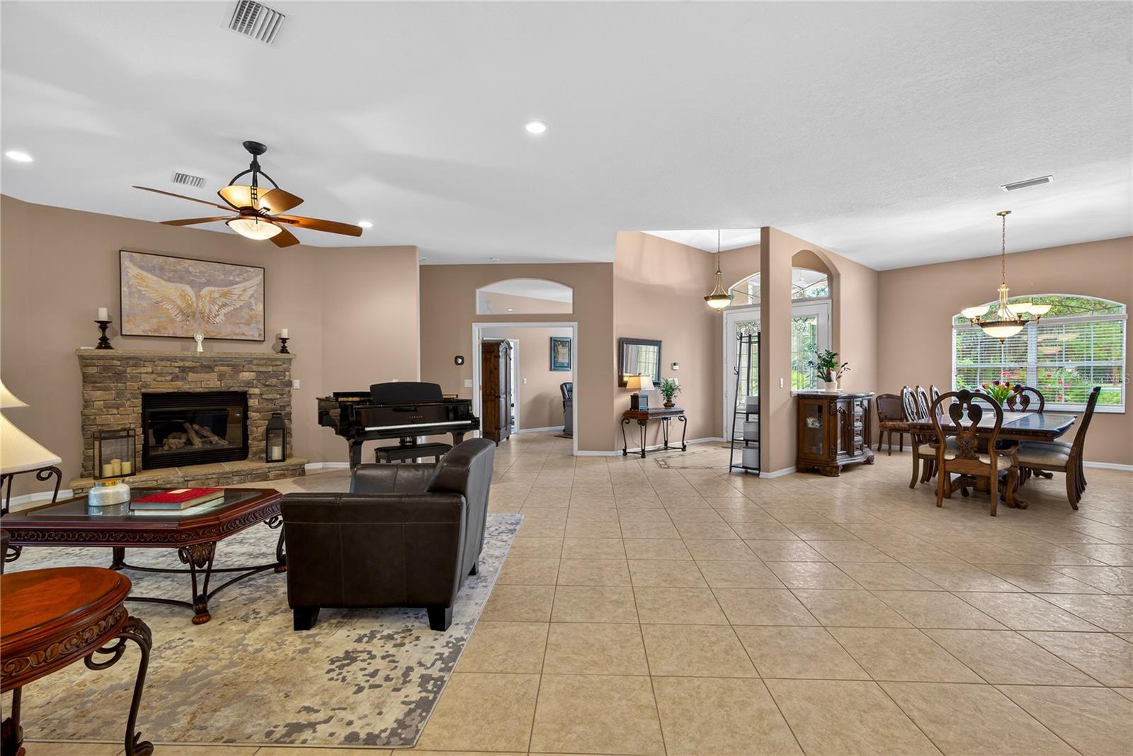 FAIRVIEW ESTATES - Residential