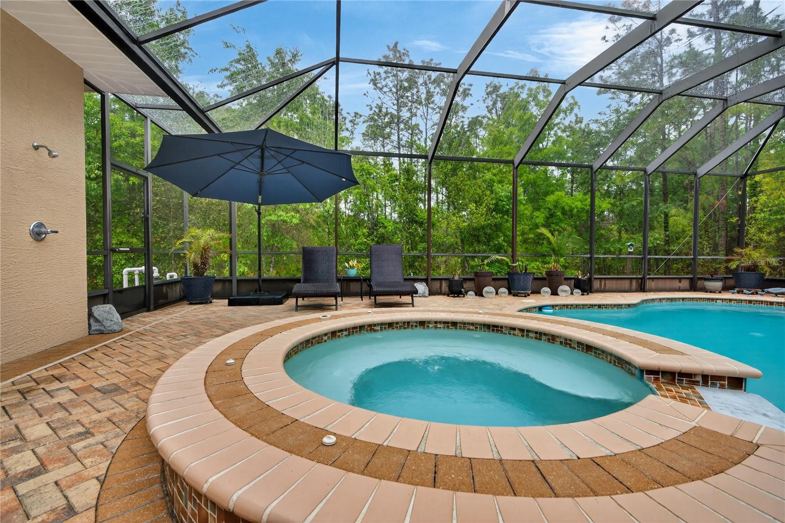 FAIRVIEW ESTATES - Residential