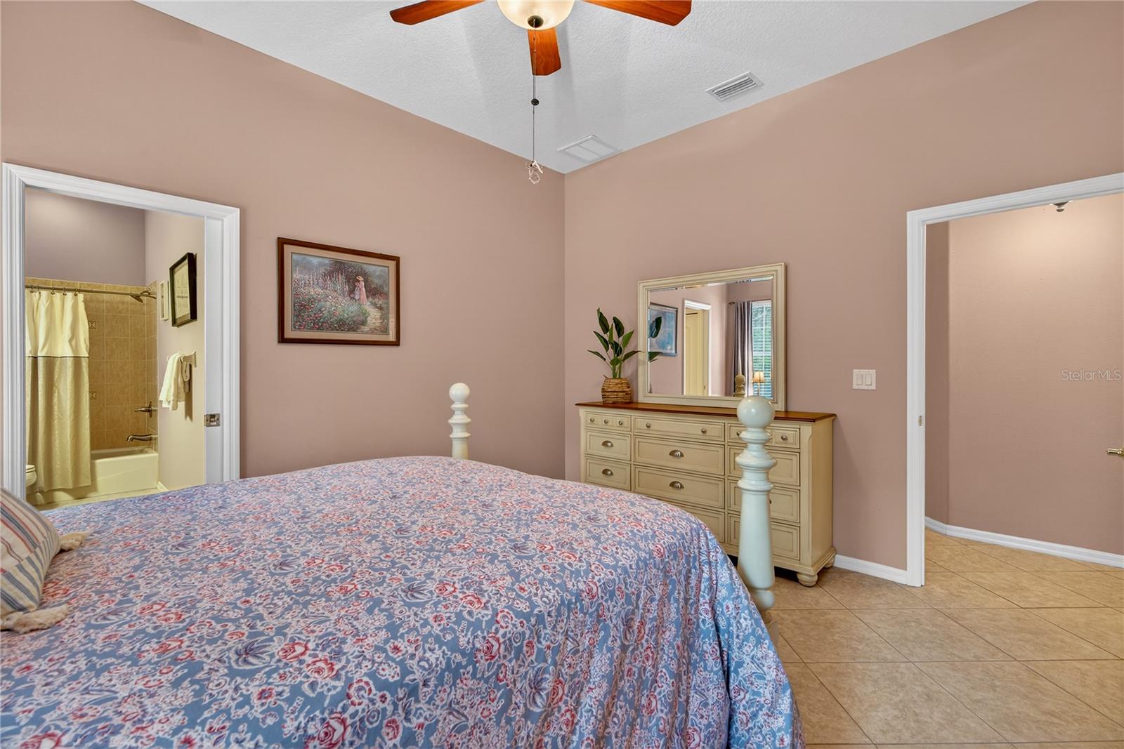 FAIRVIEW ESTATES - Residential