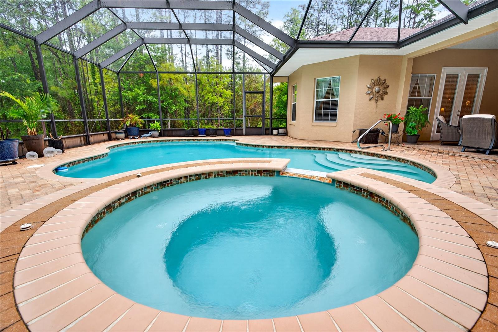 FAIRVIEW ESTATES - Residential