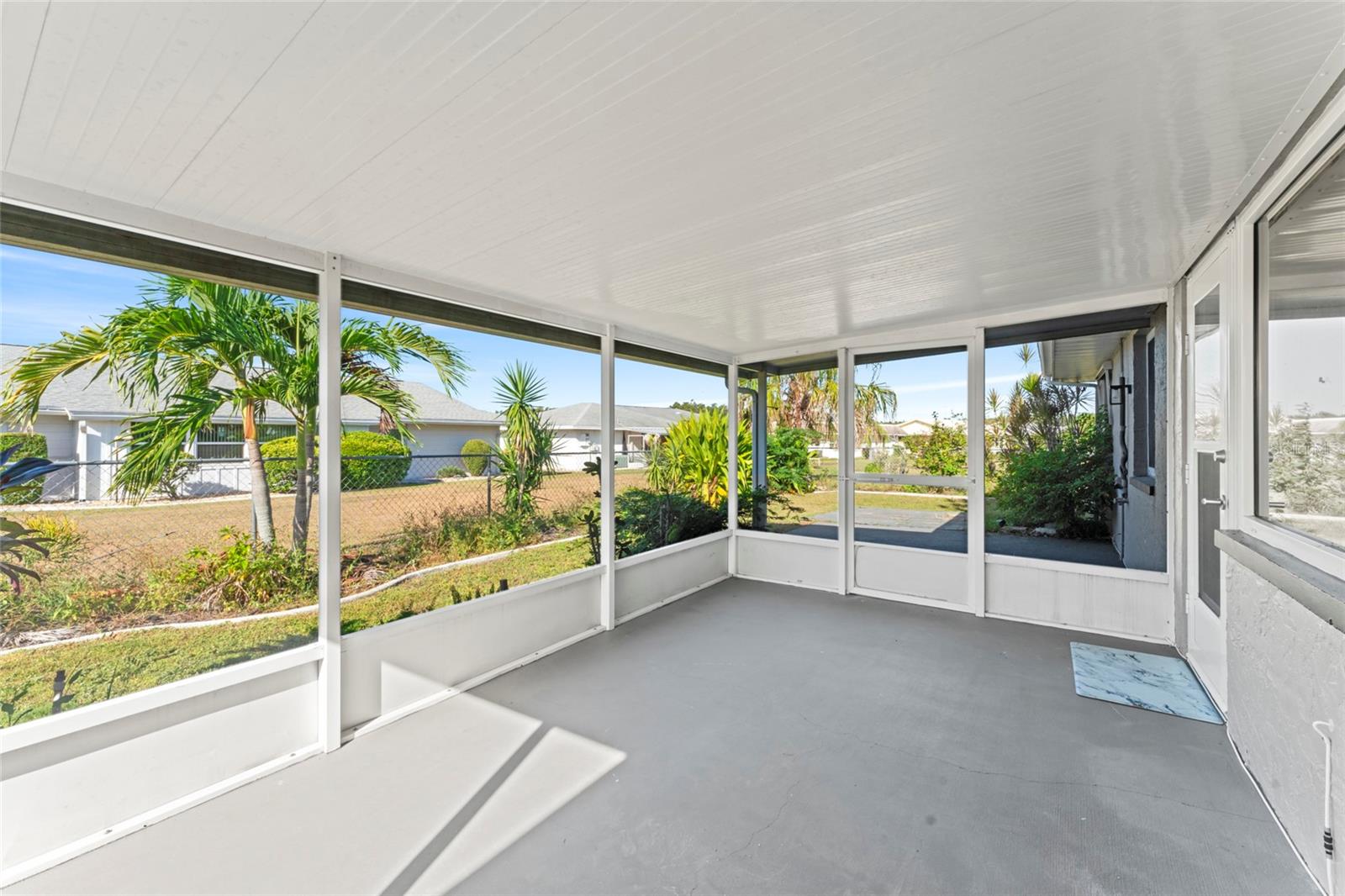 SUN CITY CENTER UNIT 44 B - Residential