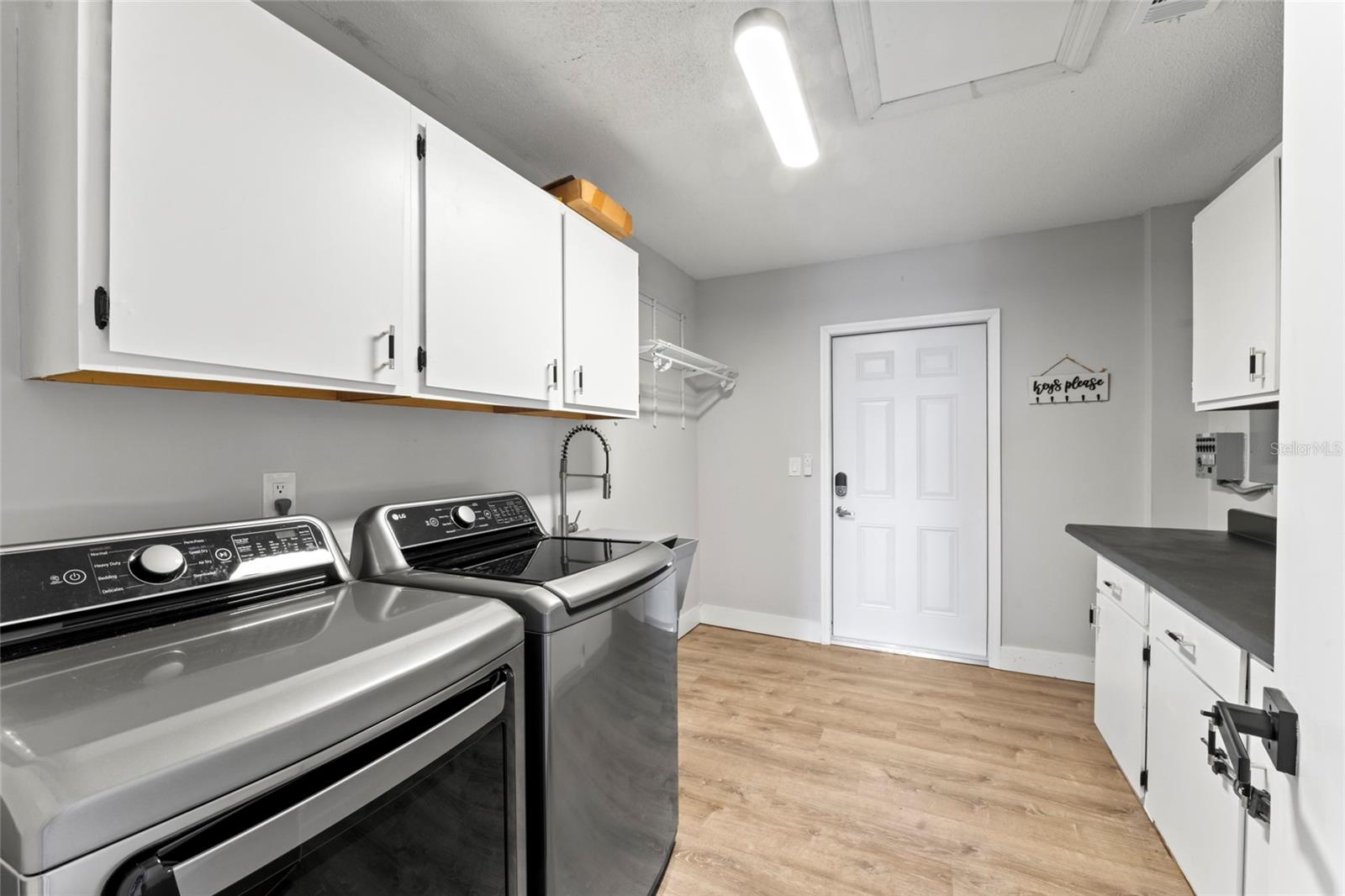 SUN CITY CENTER UNIT 44 B - Residential
