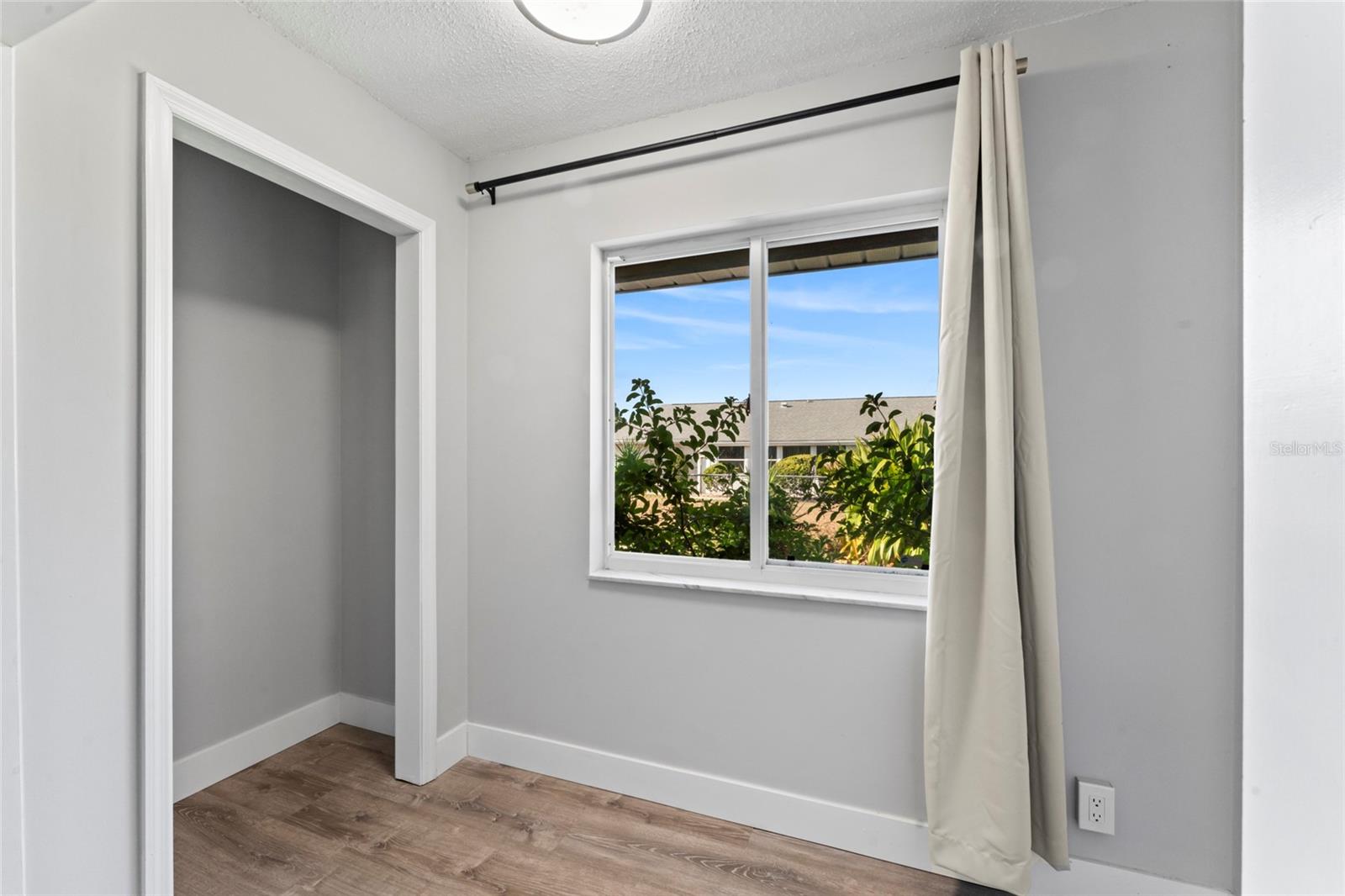 SUN CITY CENTER UNIT 44 B - Residential