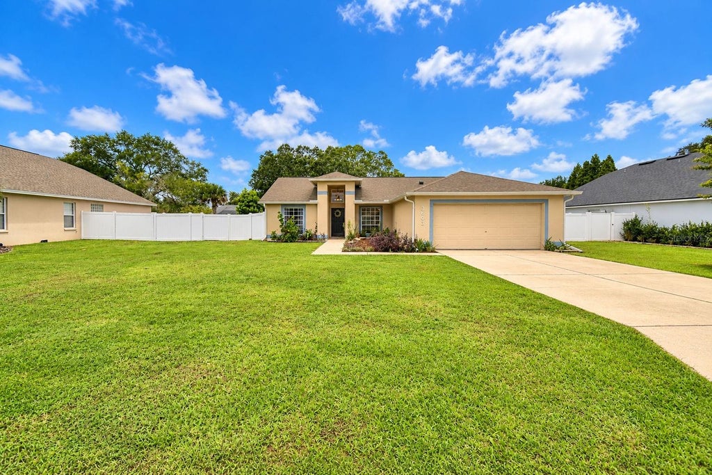 Photo of 3603 Lismore Drive, Lakeland, FL 33803 (MLS # P4940112)