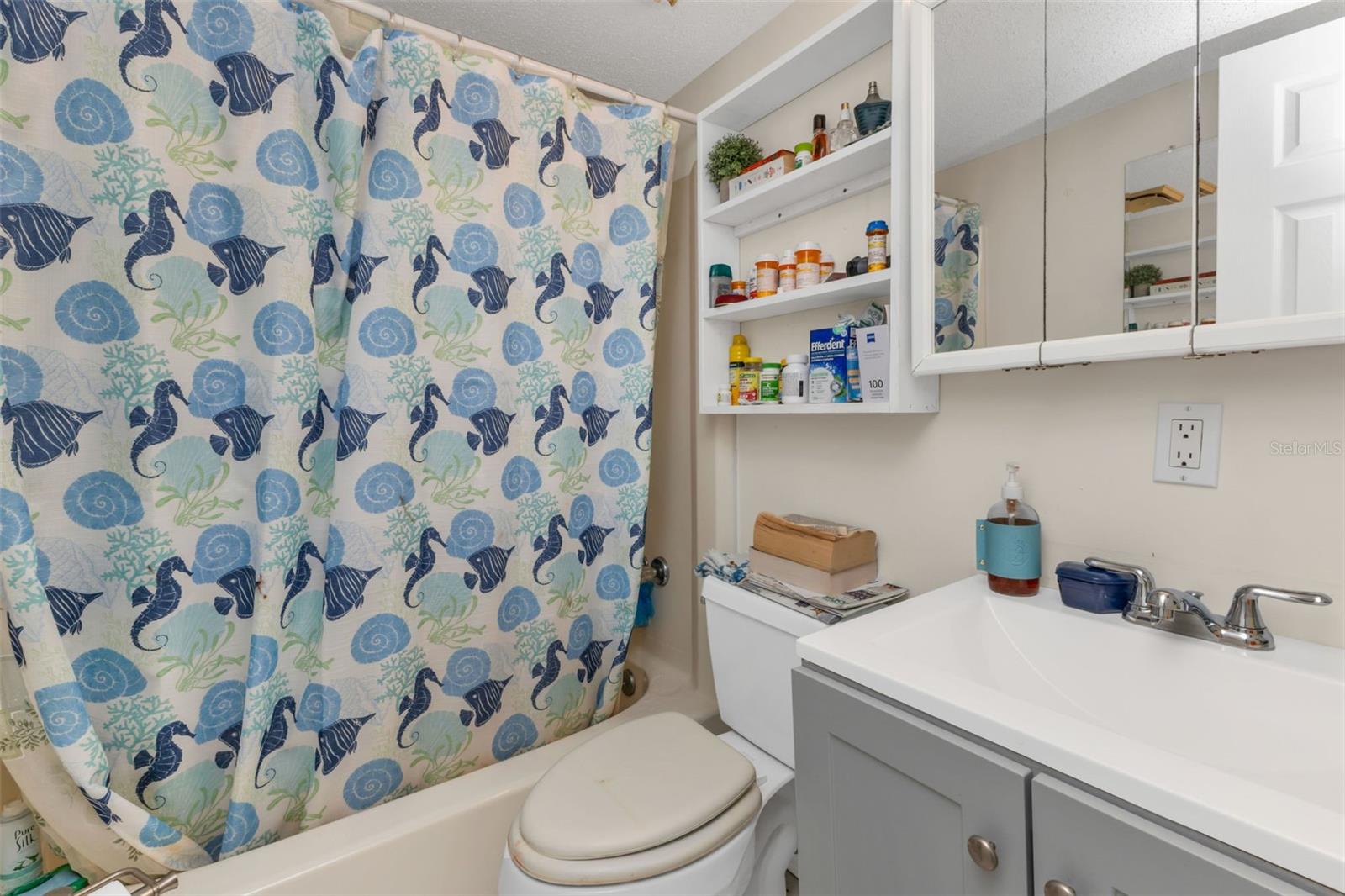 MARIA MANOR - Residential