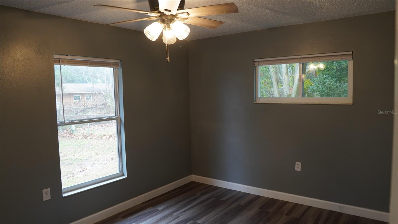 HILL N DALE - Residential