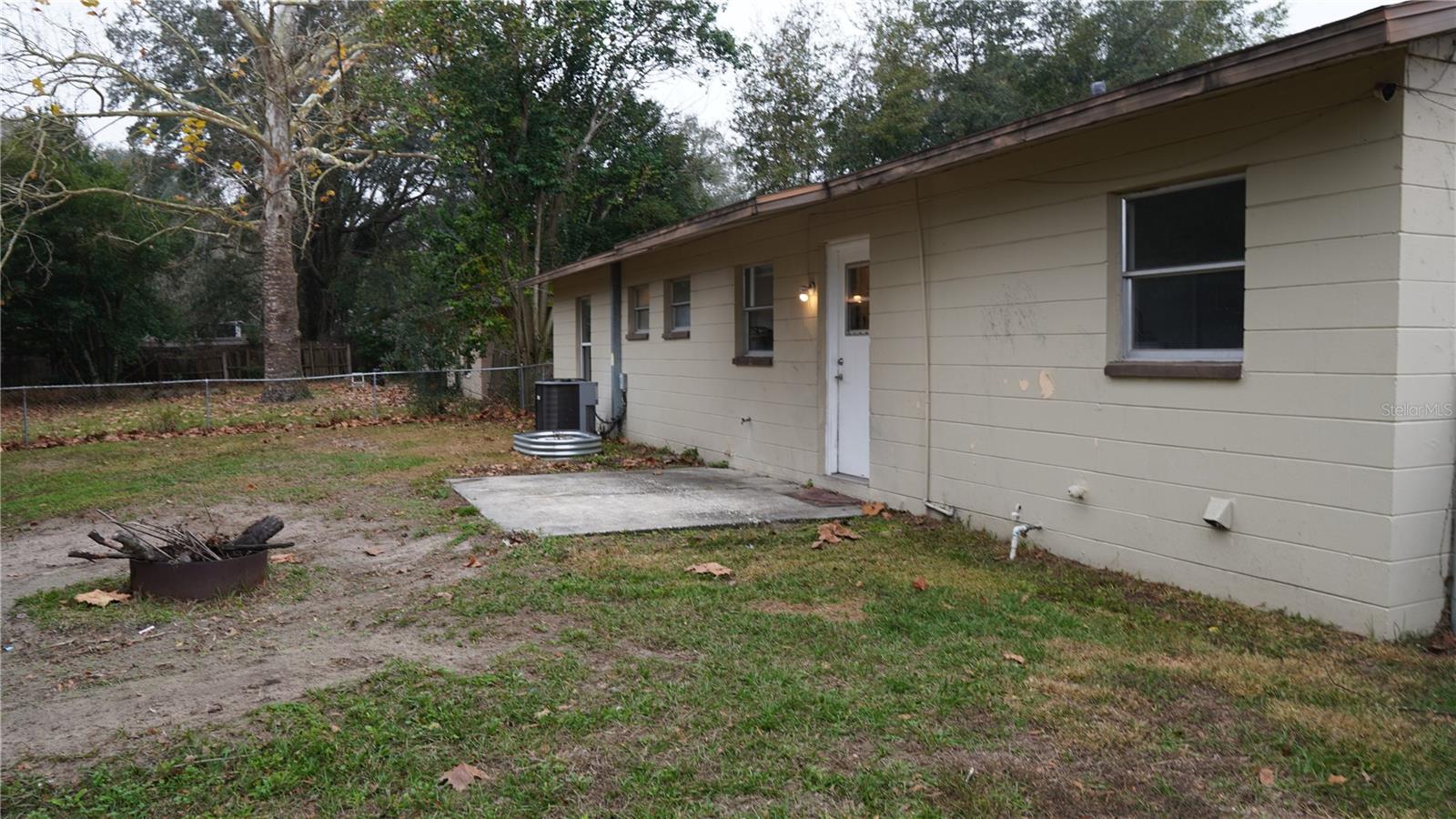 HILL N DALE - Residential