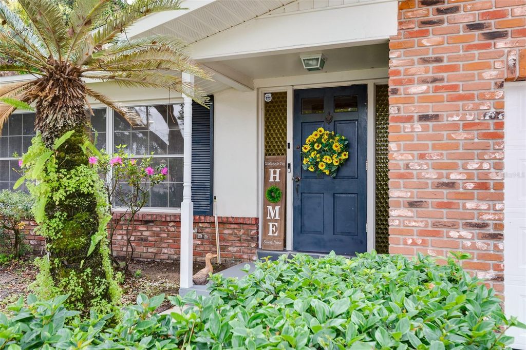 Photo of 510 Anna Avenue, Clearwater, FL 33765 (MLS # TB8429115)
