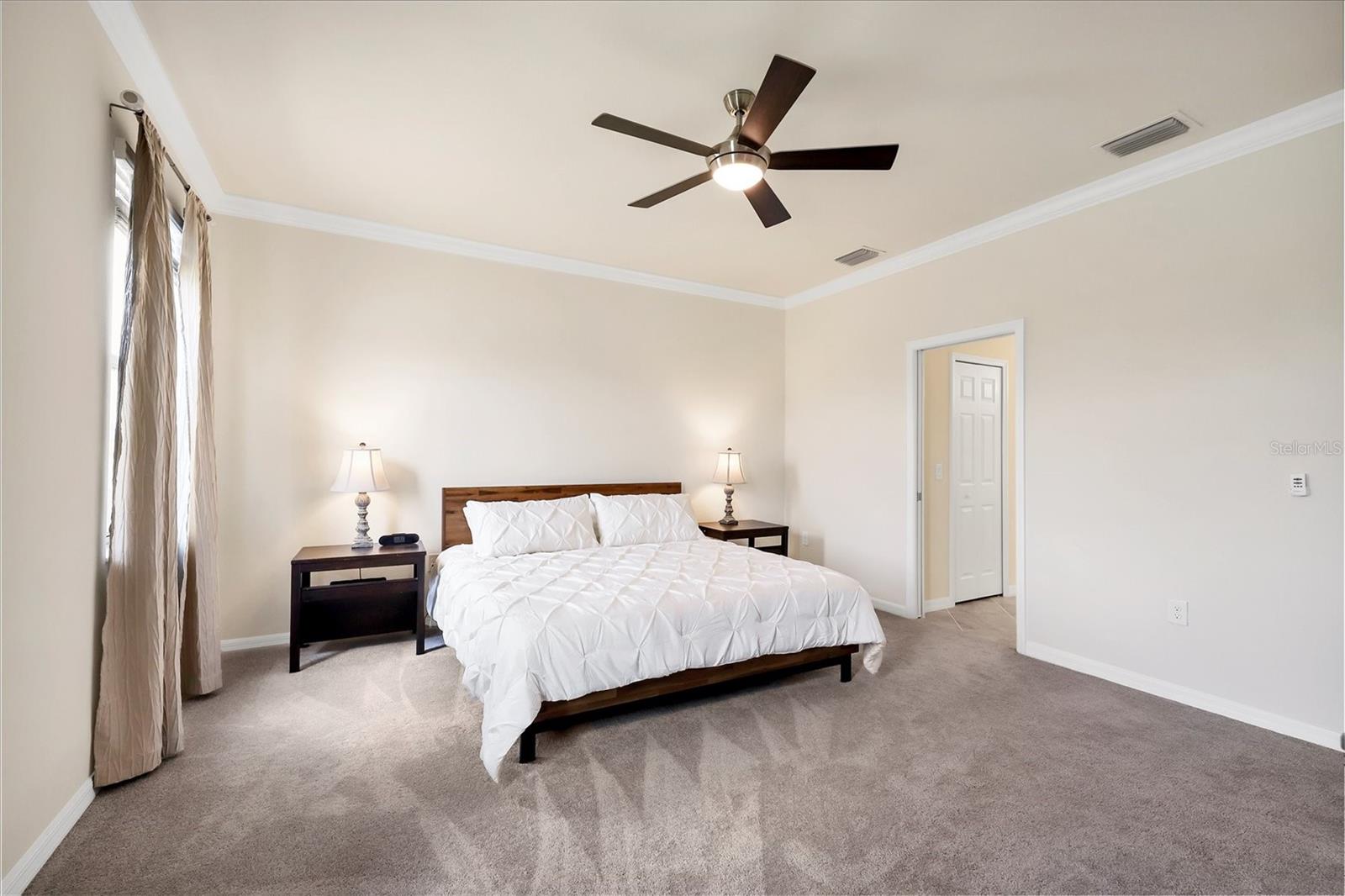 GRAN PARADISO - Residential Lease
