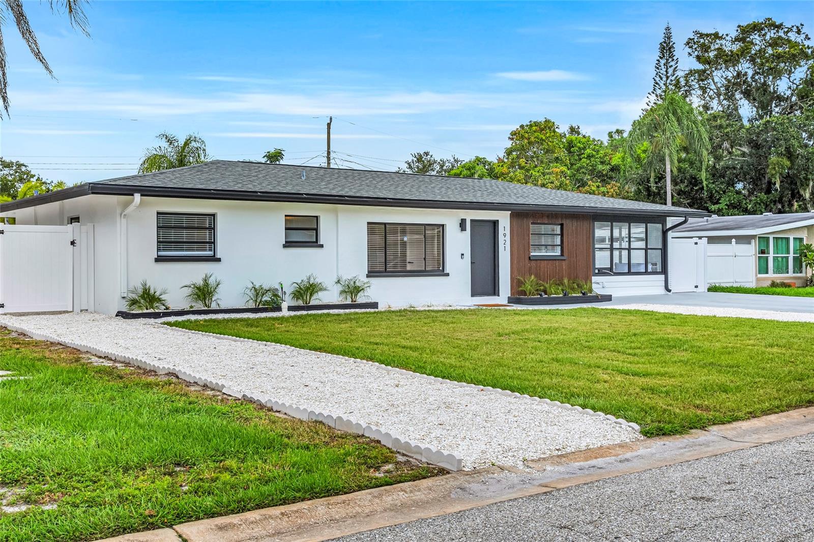 1921 FERN AVENUE