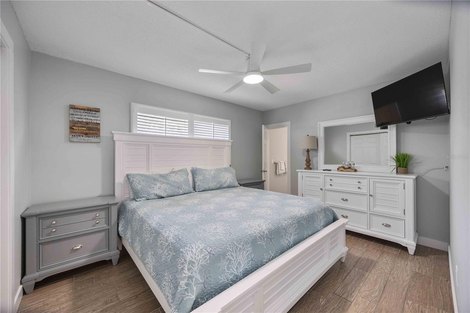 ISLAND HOUSE - Residential