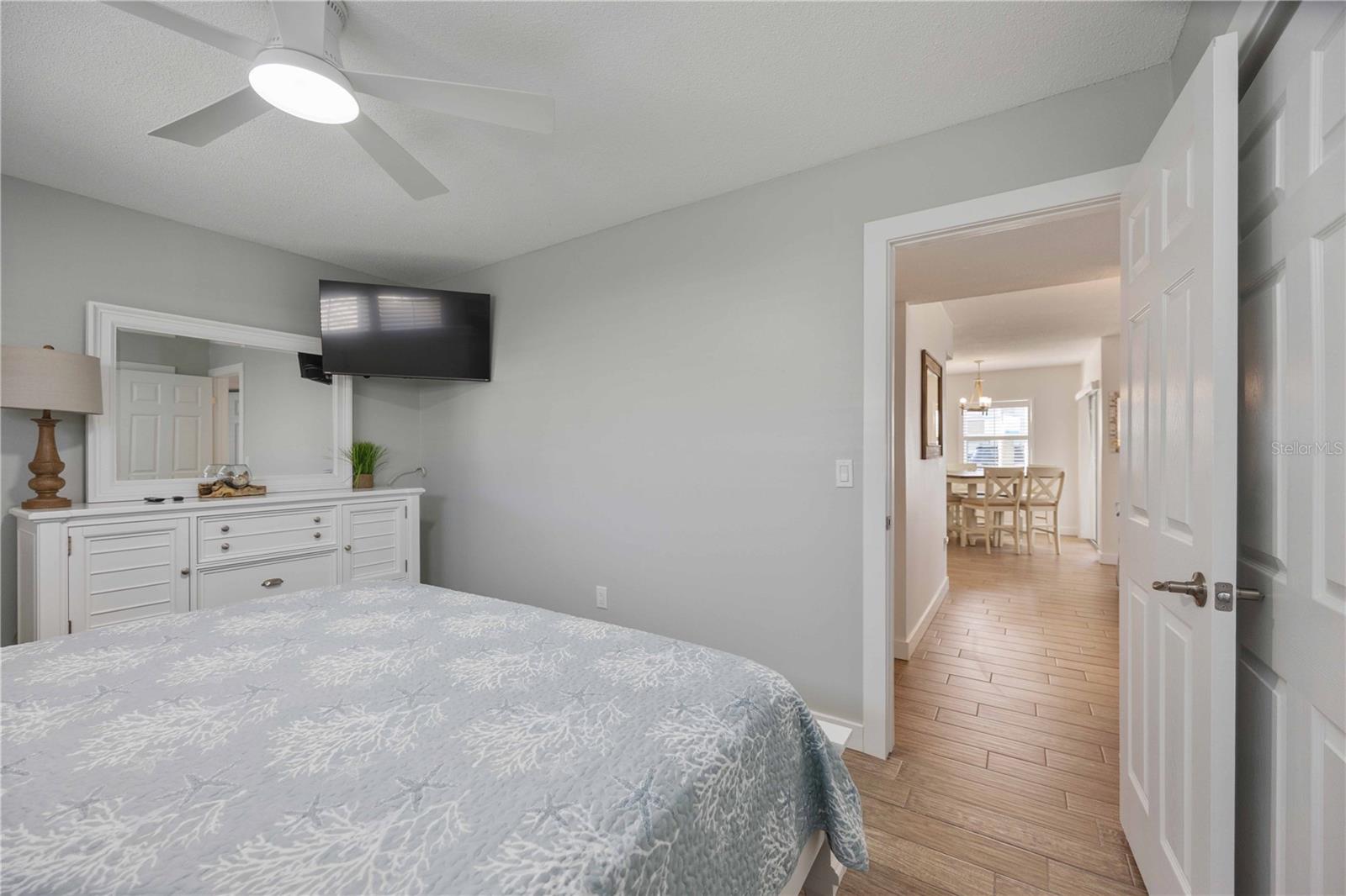 ISLAND HOUSE - Residential