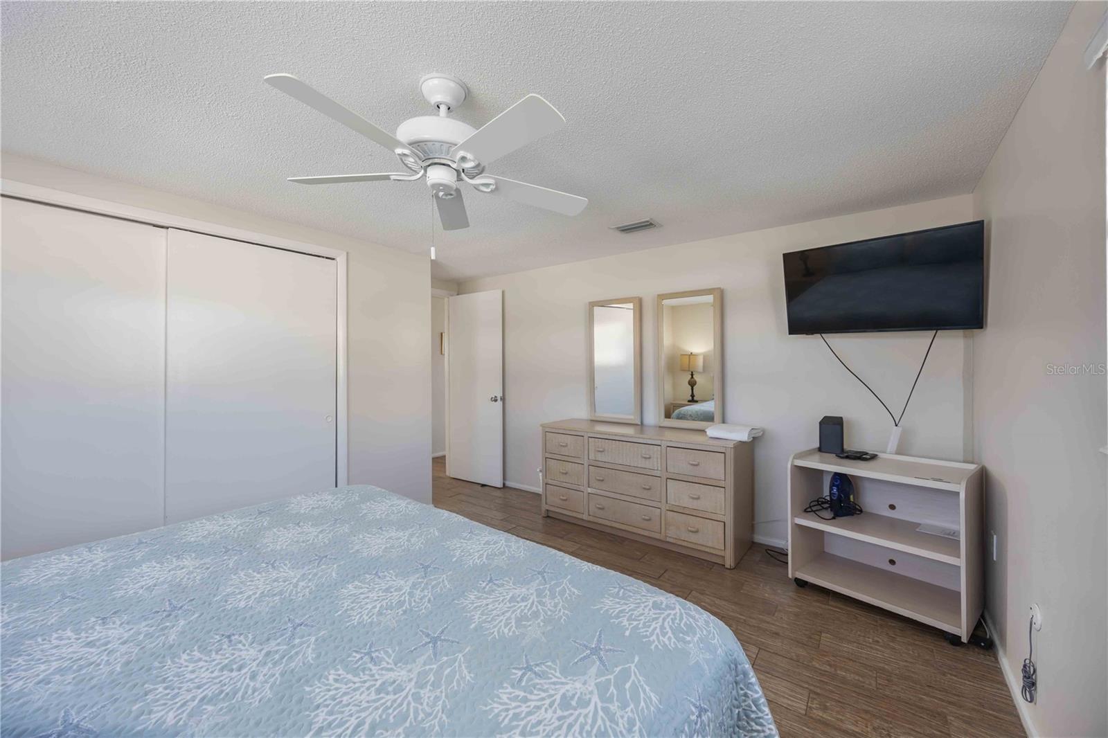 ISLAND HOUSE - Residential