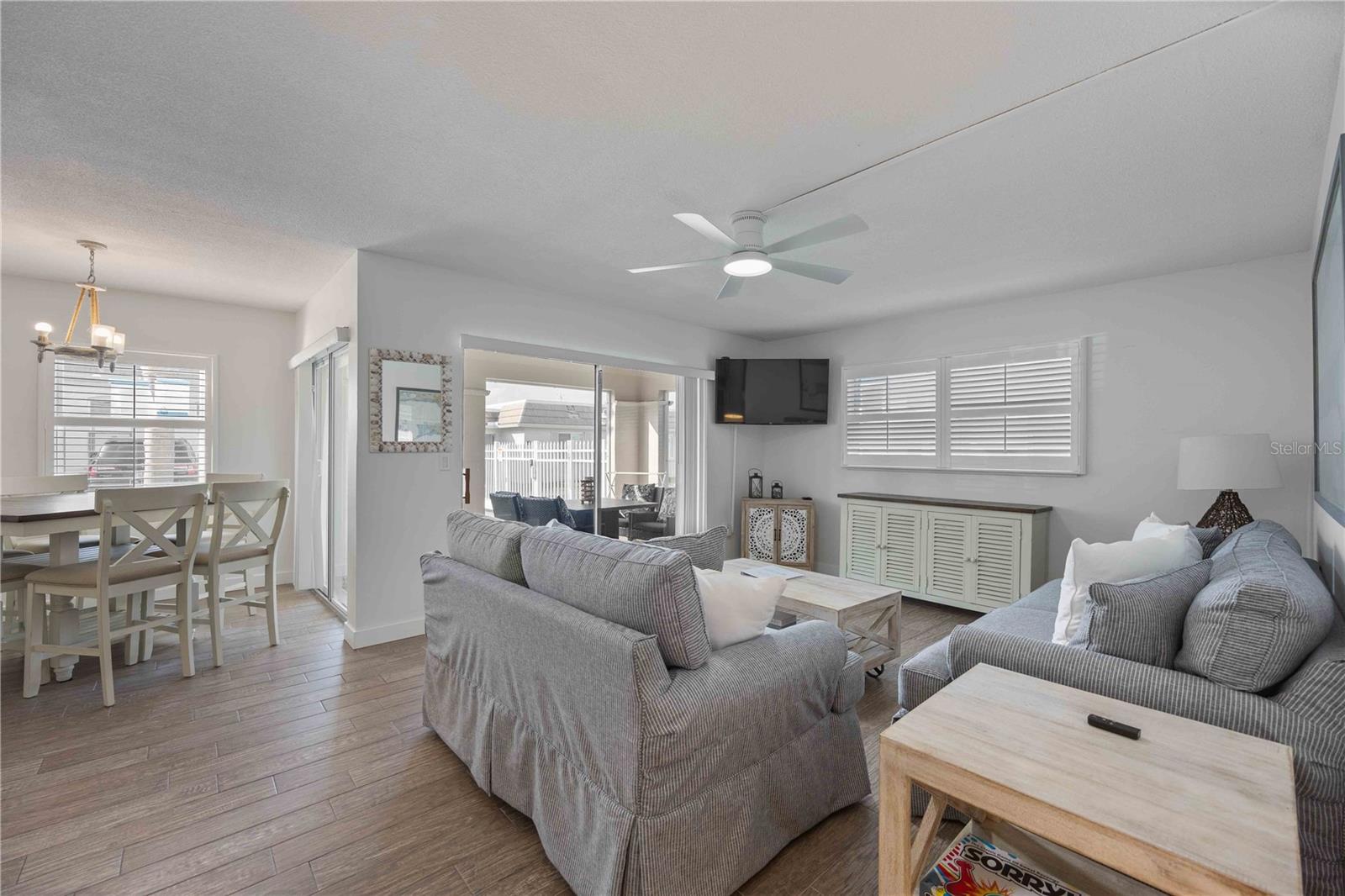 ISLAND HOUSE - Residential